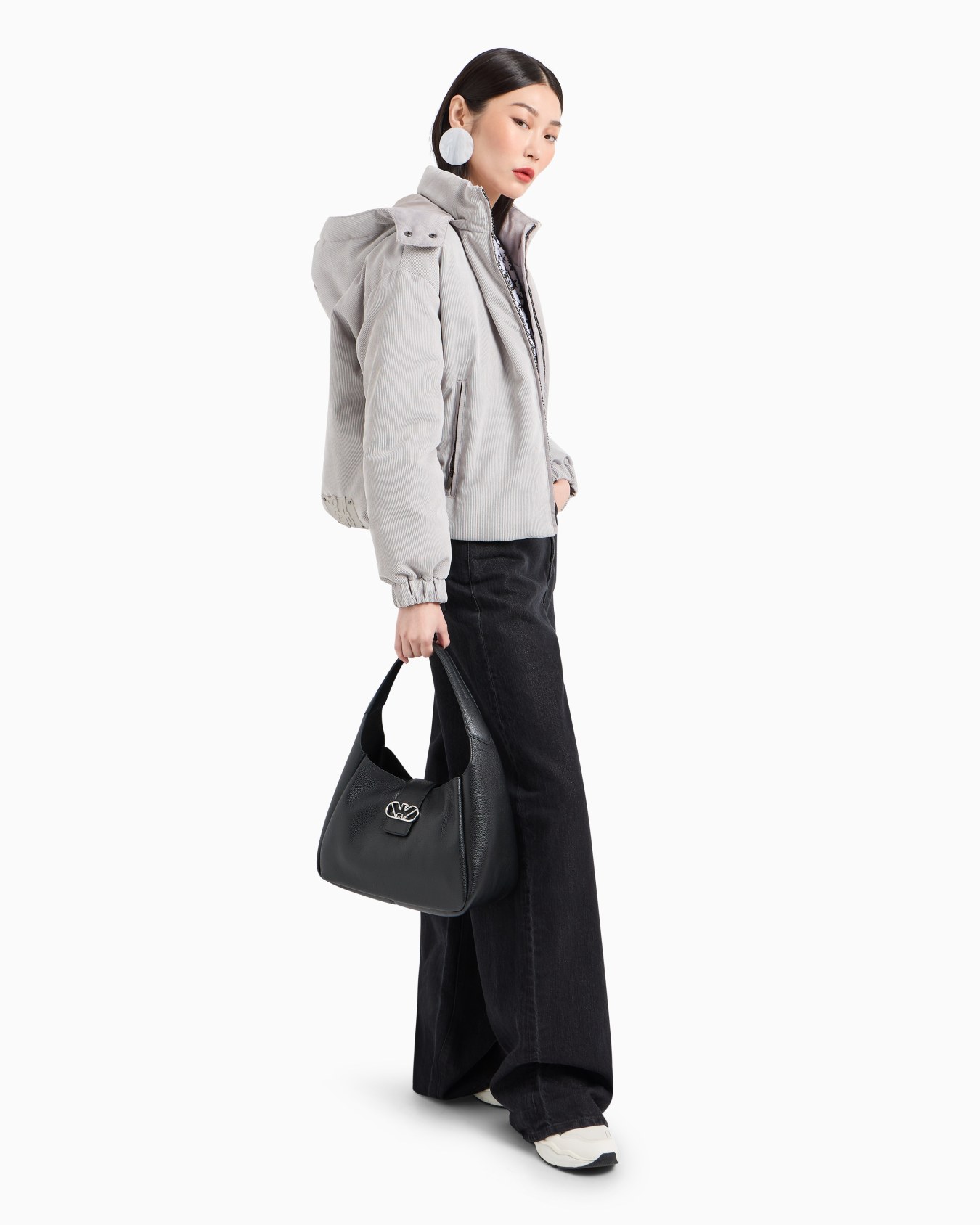 Leather hobo shoulder bag with eagle buckle Slide 5