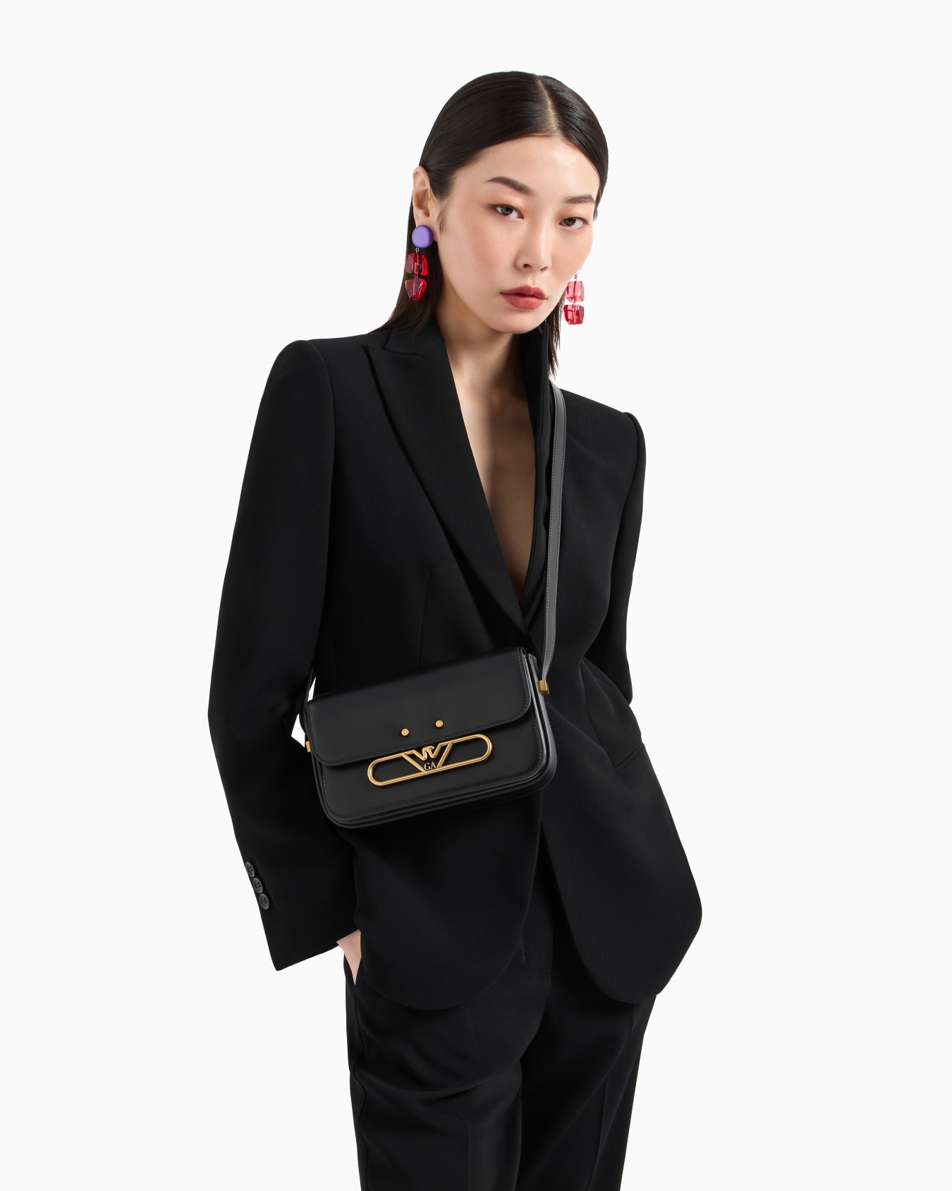 Smooth leather shoulder bag with metal eagle logo Slide 5