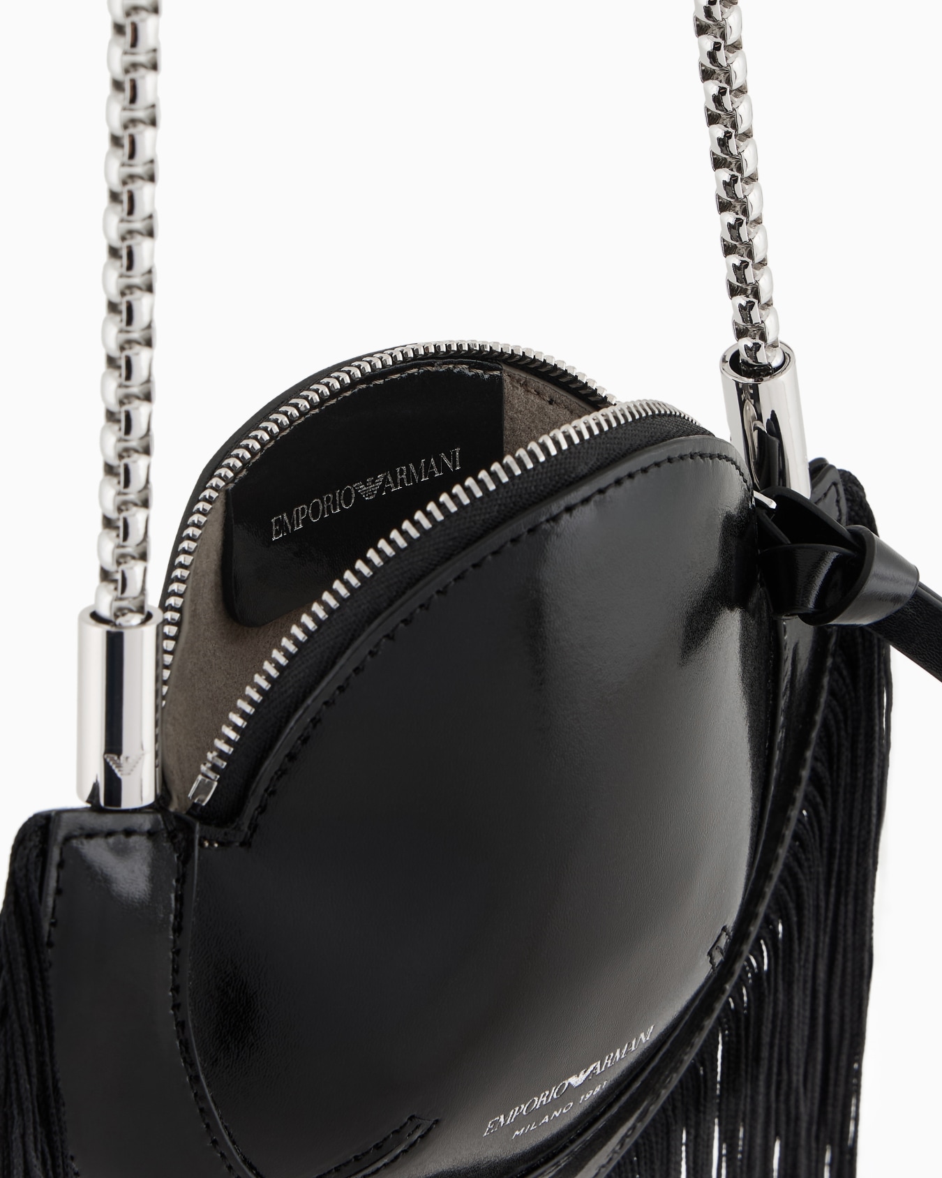 Leather round shoulder bag Slide 3