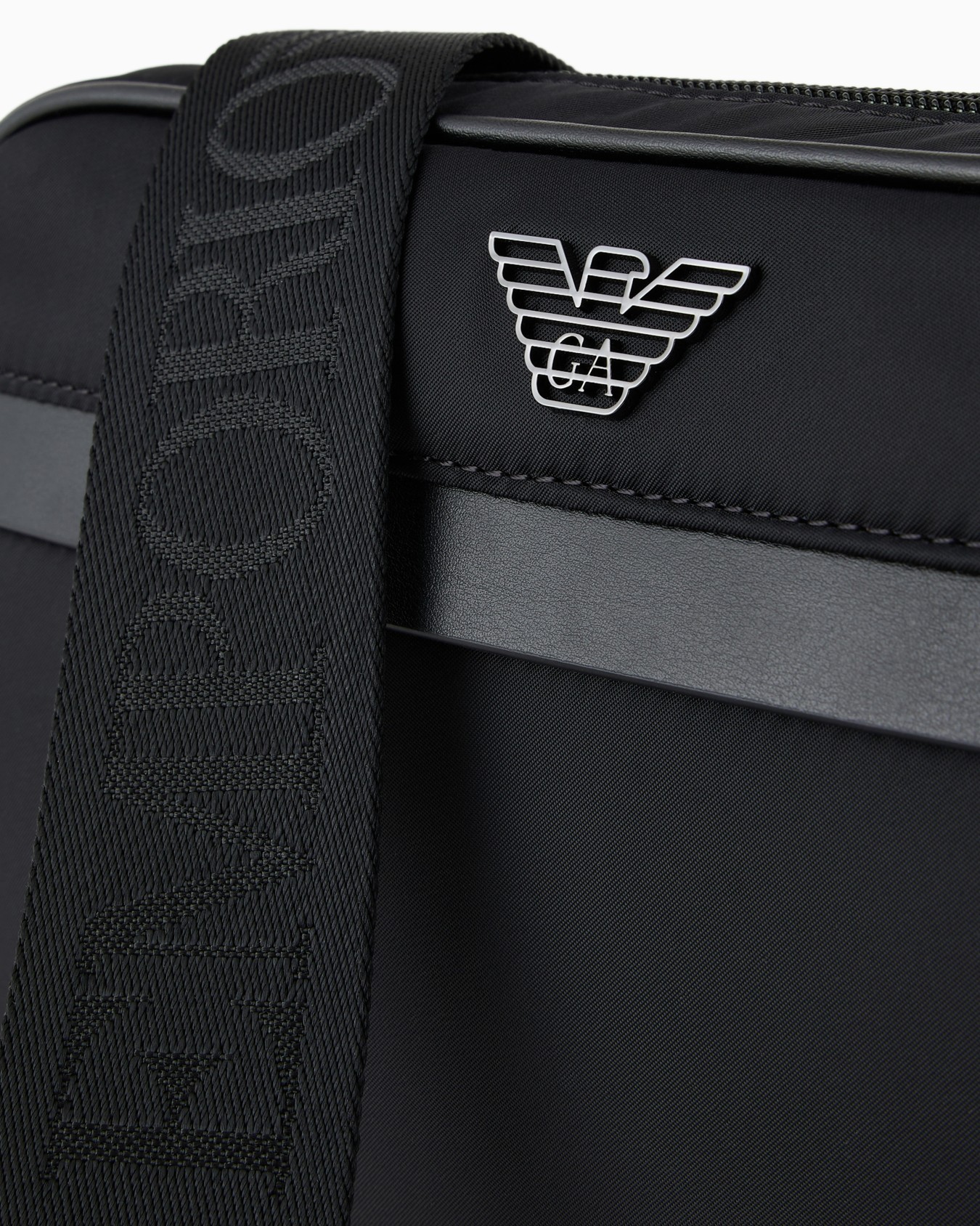 Borsa a tracolla in nylon riciclato ASV Slide 4