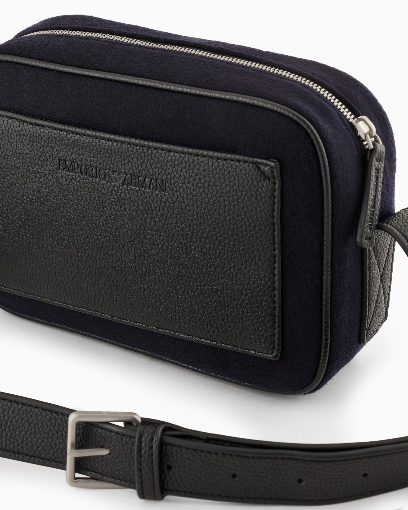 Wool cloth shoulder bag Slide 4