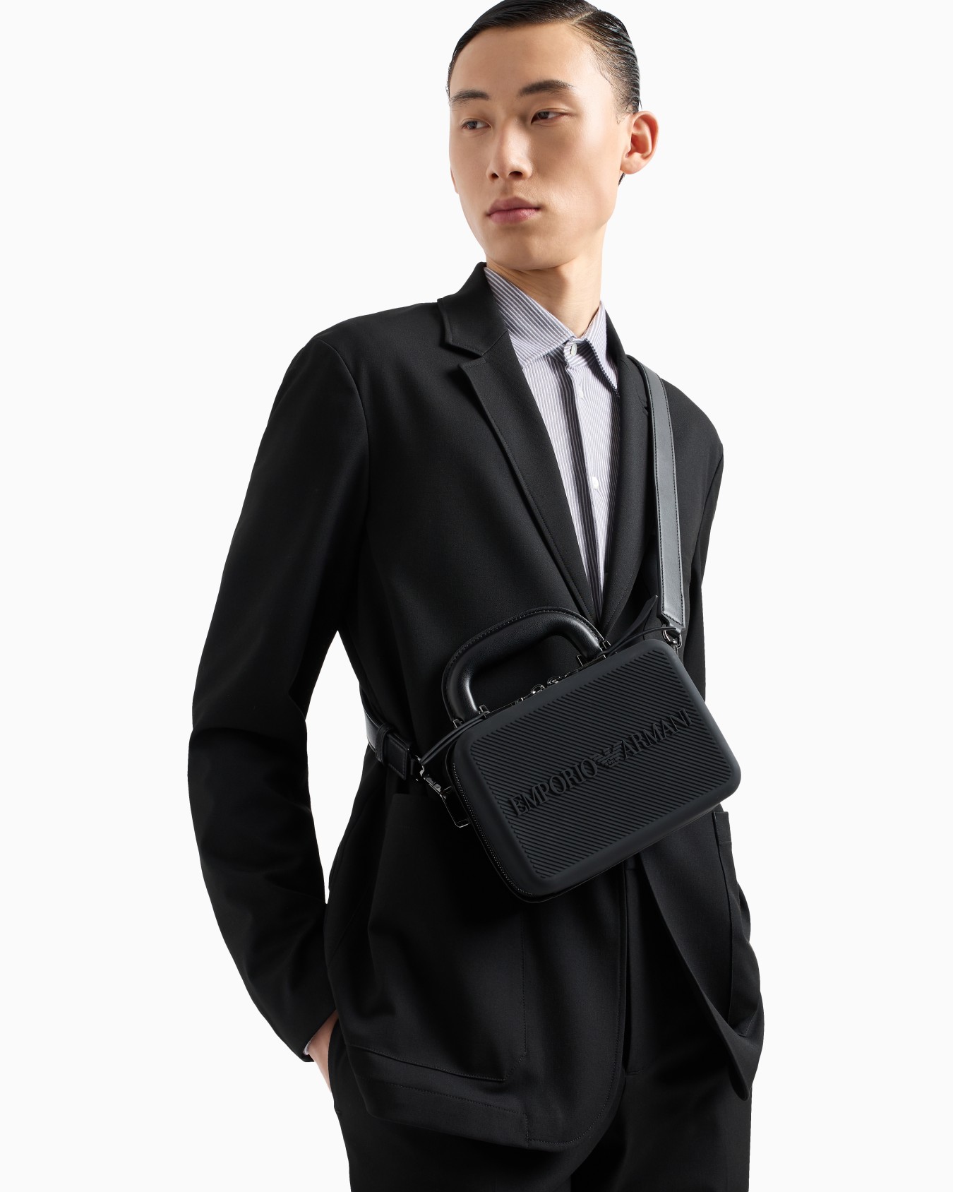 ASV recycled rubber camera shoulder bag with logo Slide 6