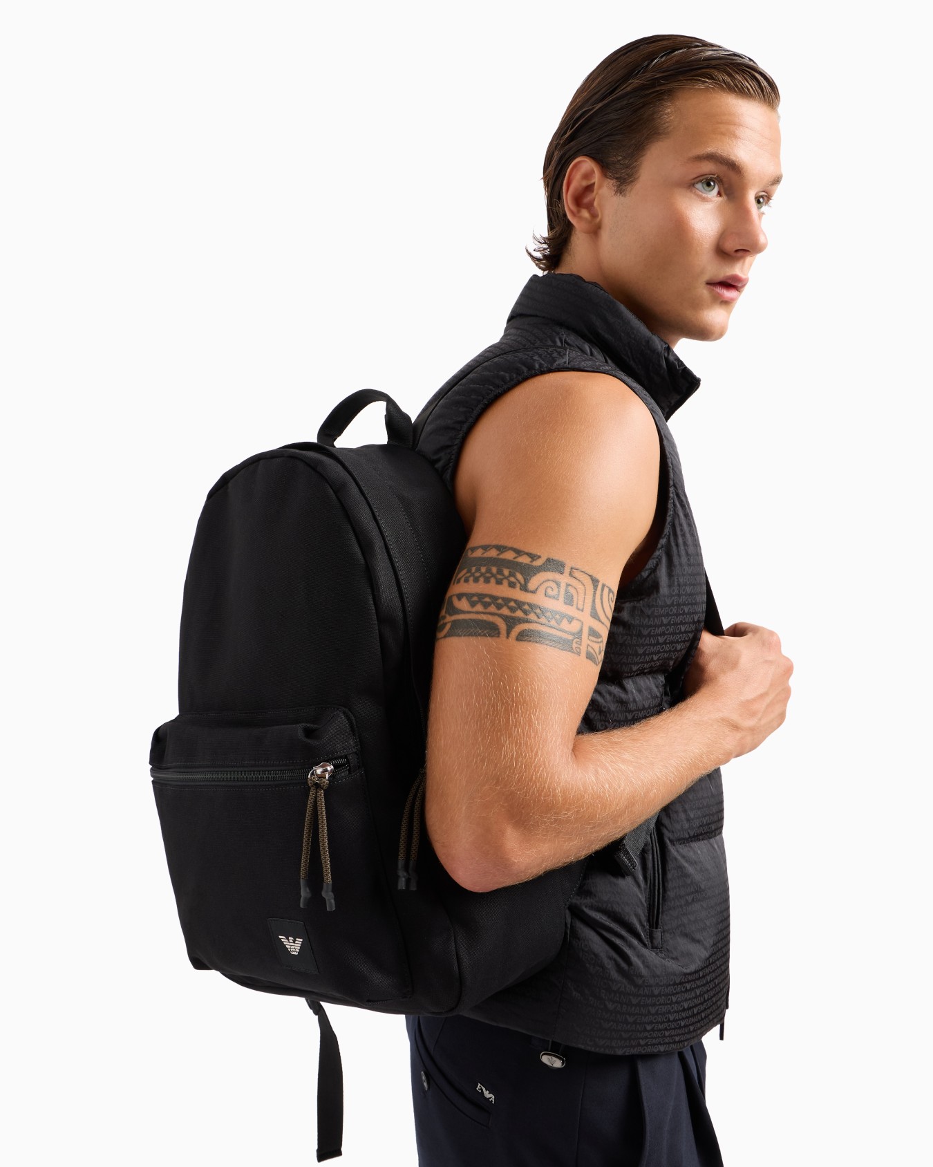 Round canvas backpack Slide 5