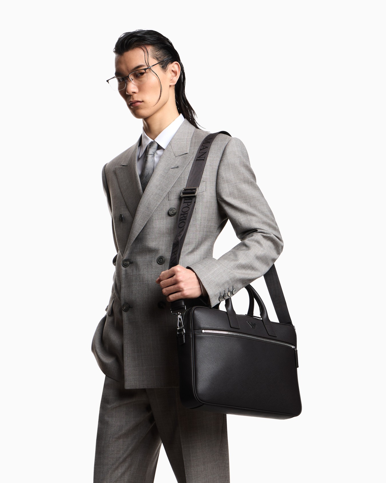 ASV regenerated Saffiano leather business bag with eagle plate Slide 6