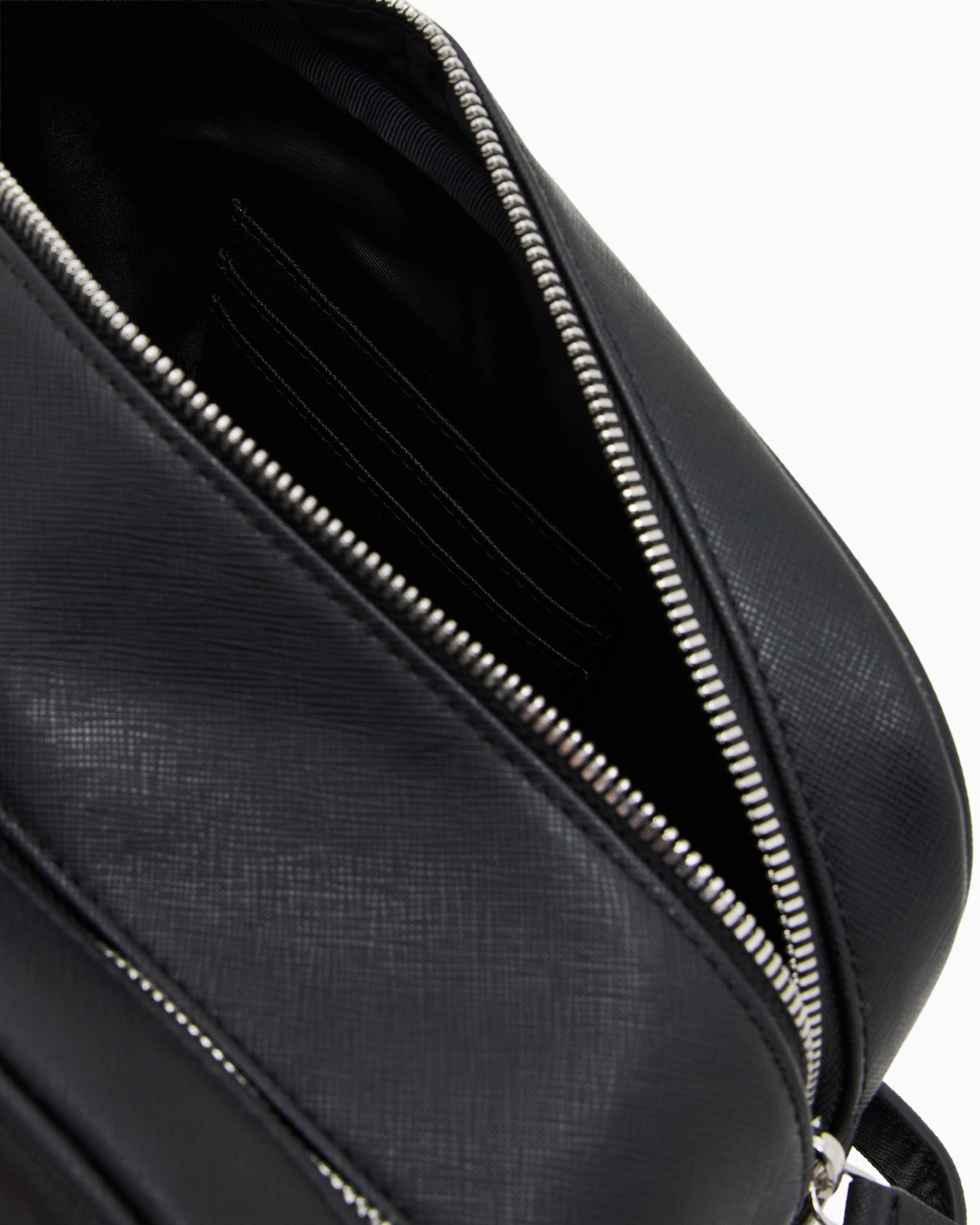 ASV regenerated Saffiano washbag Slide 2