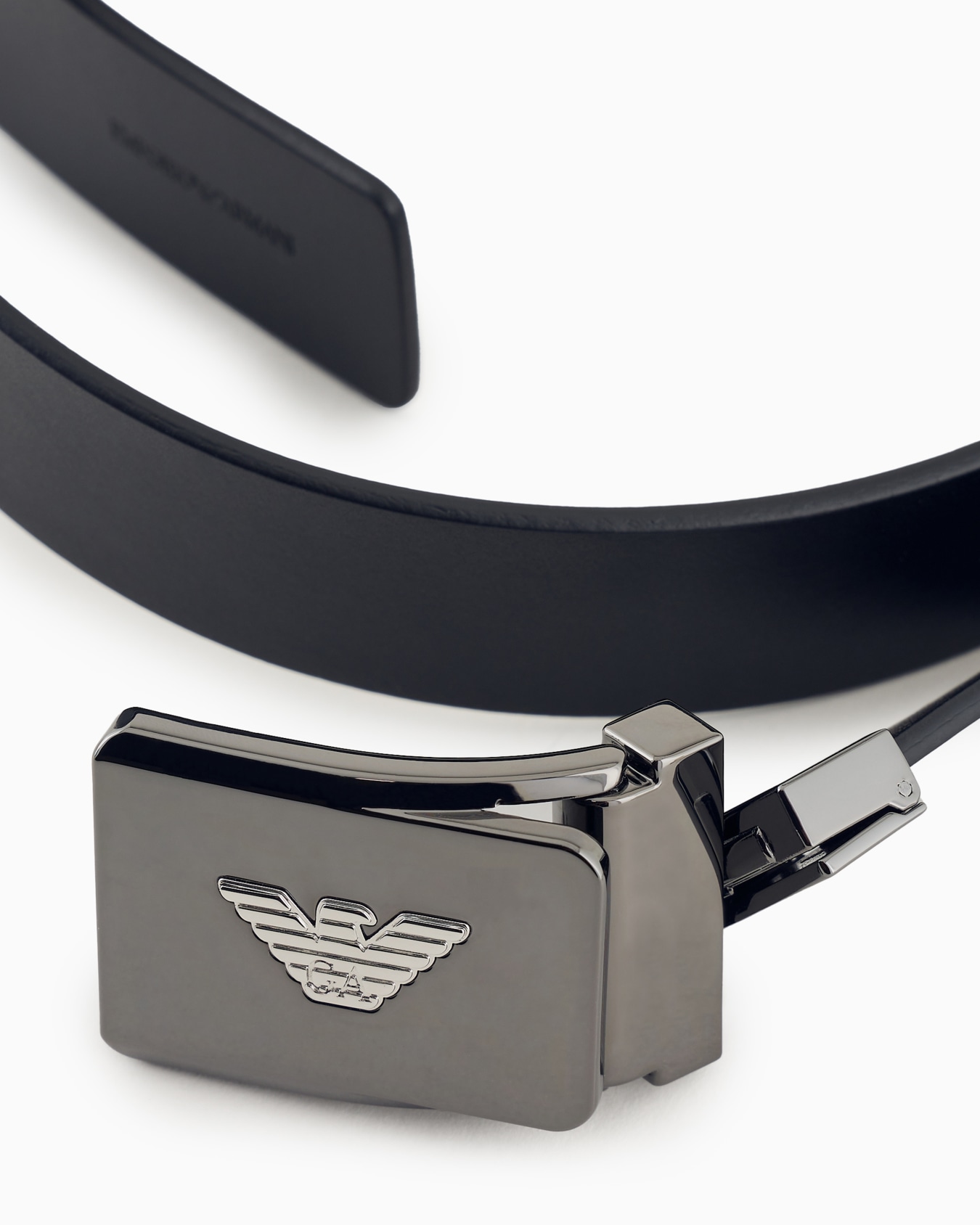 Ceinture en cuir avec boucle logotypée en métal Diapositive 1