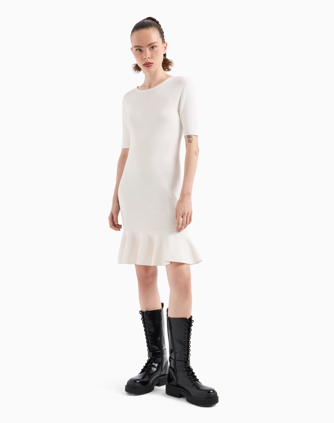 vestido-midi-con-falda-de-volantes-y-manga-corta-blanco--armani-exchange