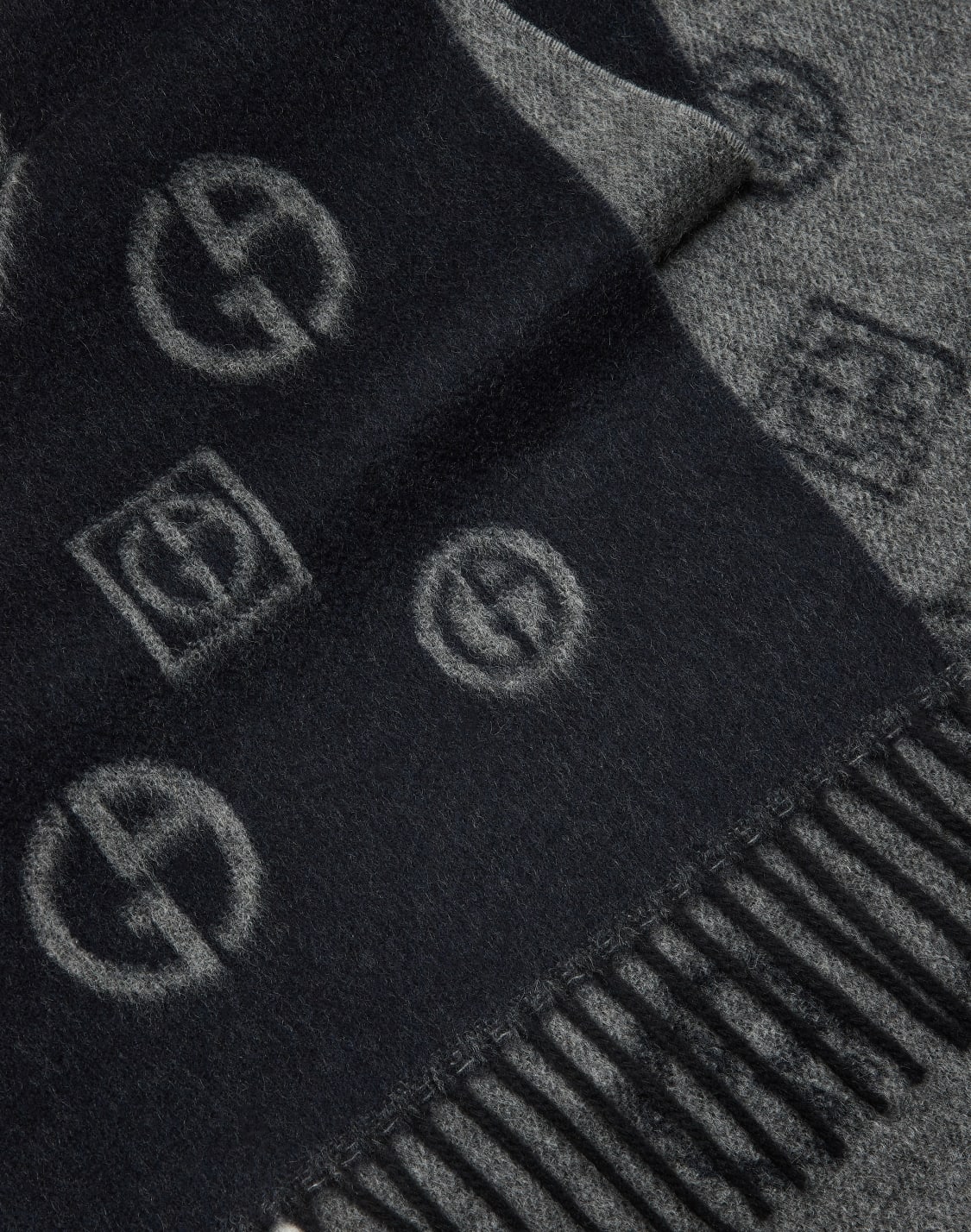 monogram-jacquard-cashmere-scarf-navy_blue--giorgio-armani
