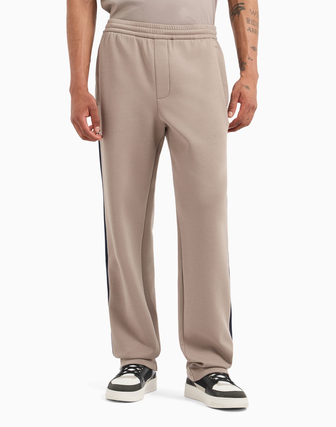 テプデザイン-スウェットパンツ-ベジュ--armani-exchange