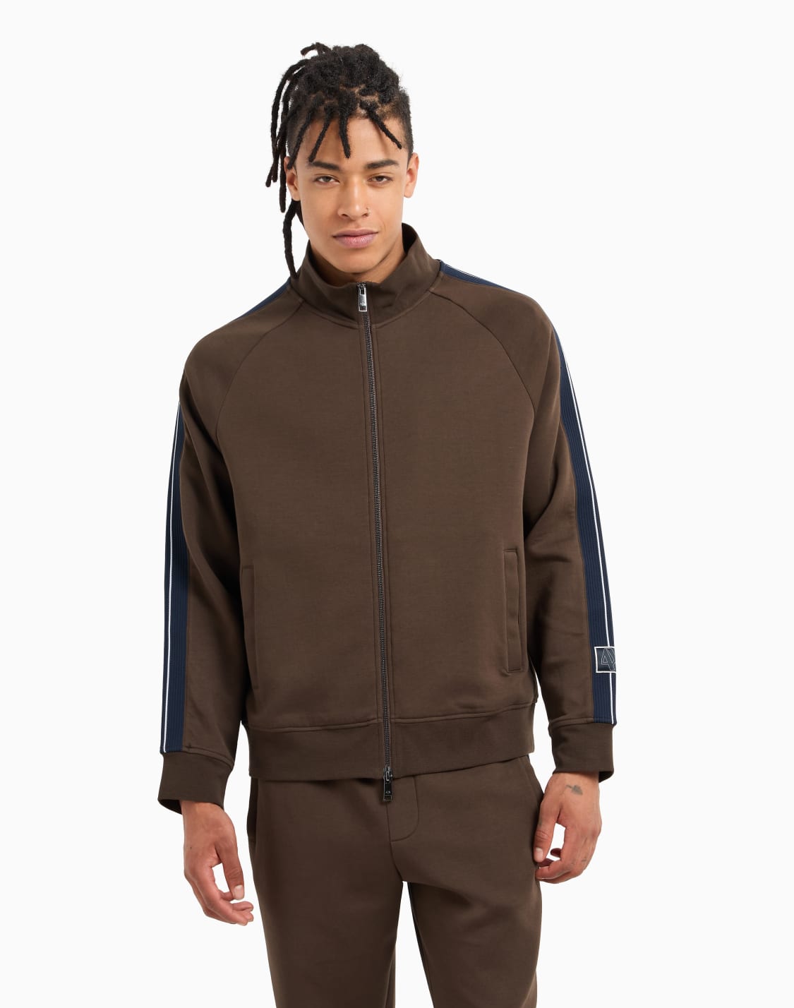 sudadera-con-cremallera-completa-de-algodn-regenerado-y-bandas-en-las-mangas-marrn--armani-exchange