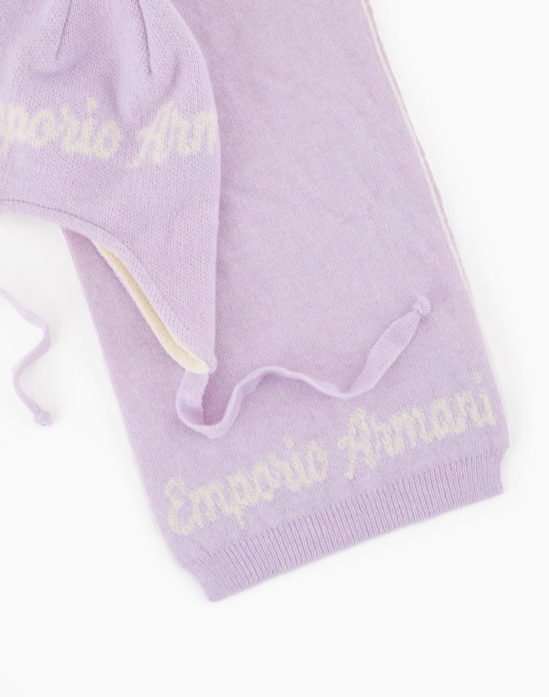 beret-and-scarf-set-with-jacquard-logo-pink--emporio-armani