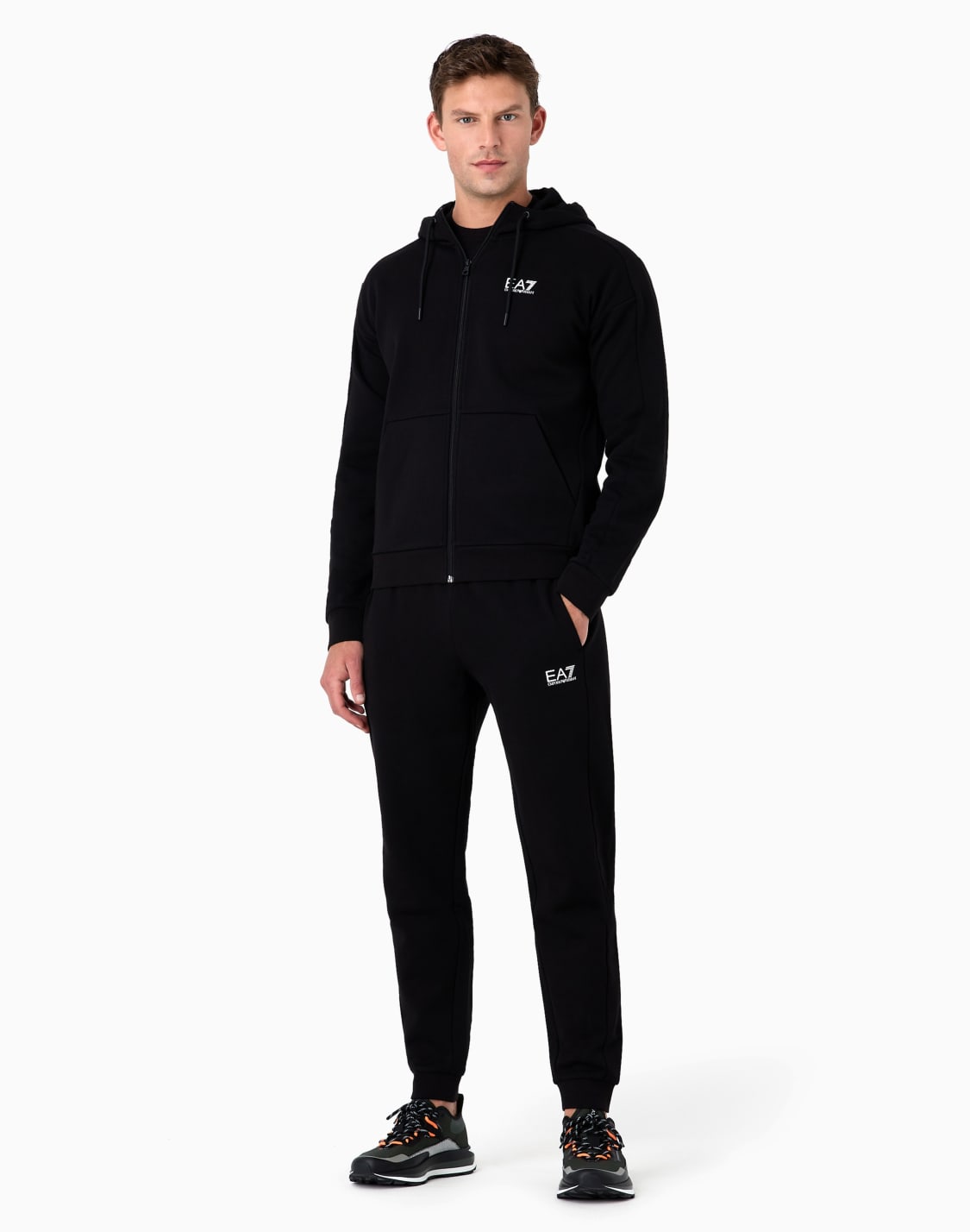 survtements-noir--ea7