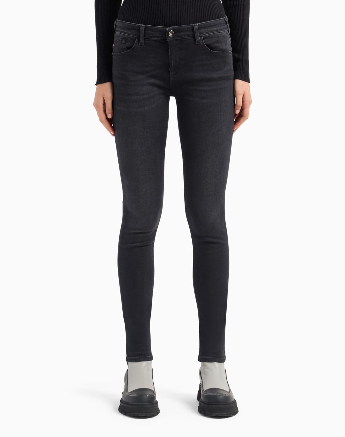 スリムジンズ-ブラック--emporio-armani