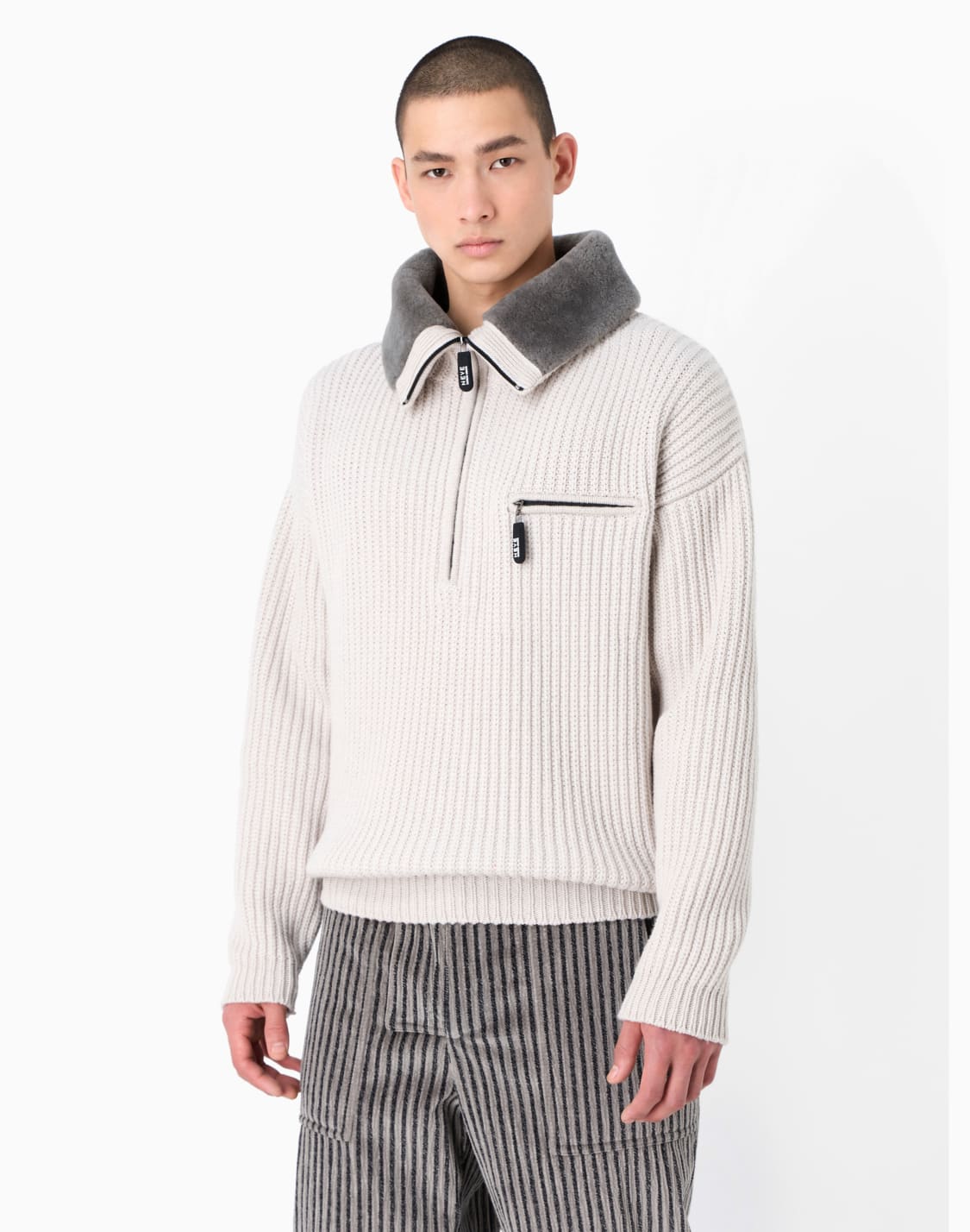 ジョルジオ-アルマニ-ネェ-モックネックセタ-カシミアシプスキン-ホワイト--giorgio-armani