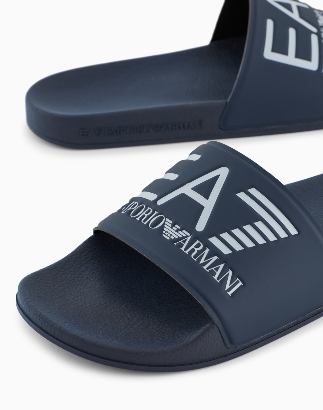 sliders-with-oversized-logo-navy_blue--ea7