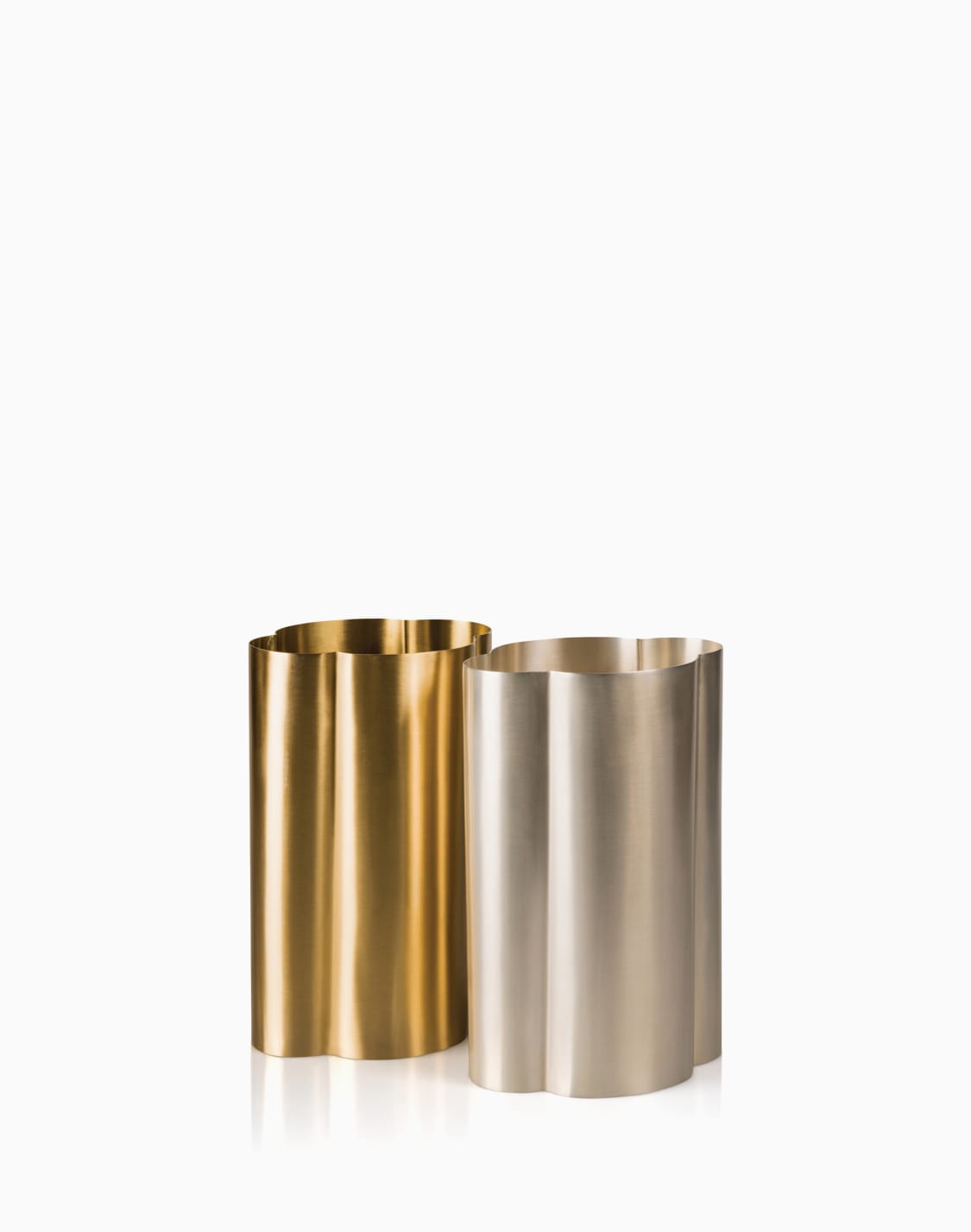 vasen-move-goldfarben--armani-casa