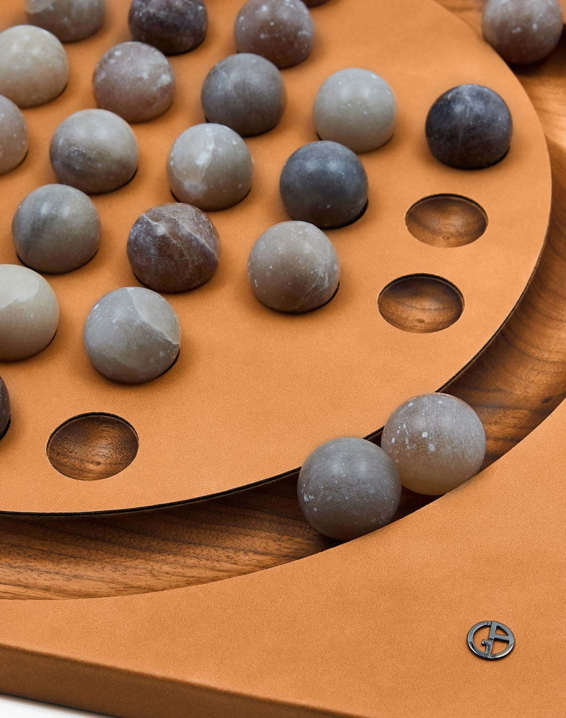 joeペグソリティア-ベジュ--armani-casa