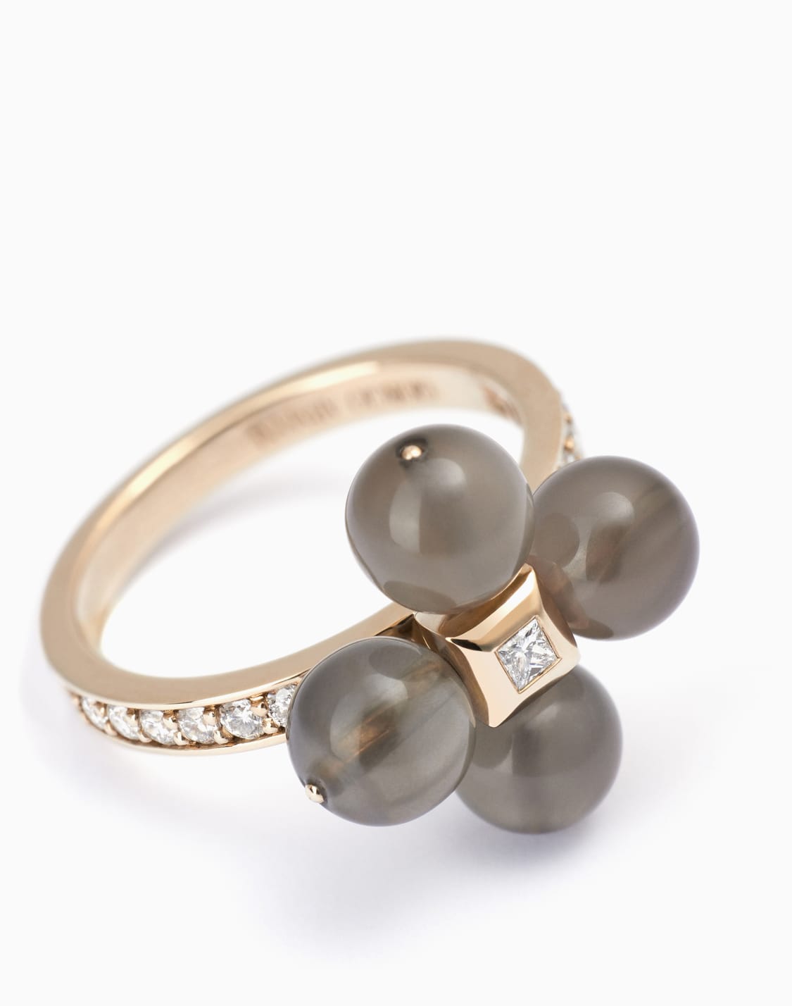 18k-gold-diamond-and-moonstone-gioia-ring-grey--giorgio-armani
