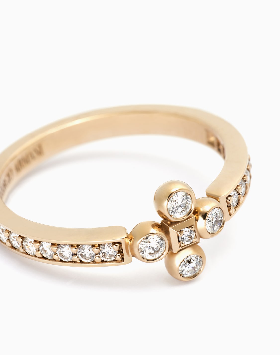 18k-gold-and-diamond-gioia-ring-gold--giorgio-armani