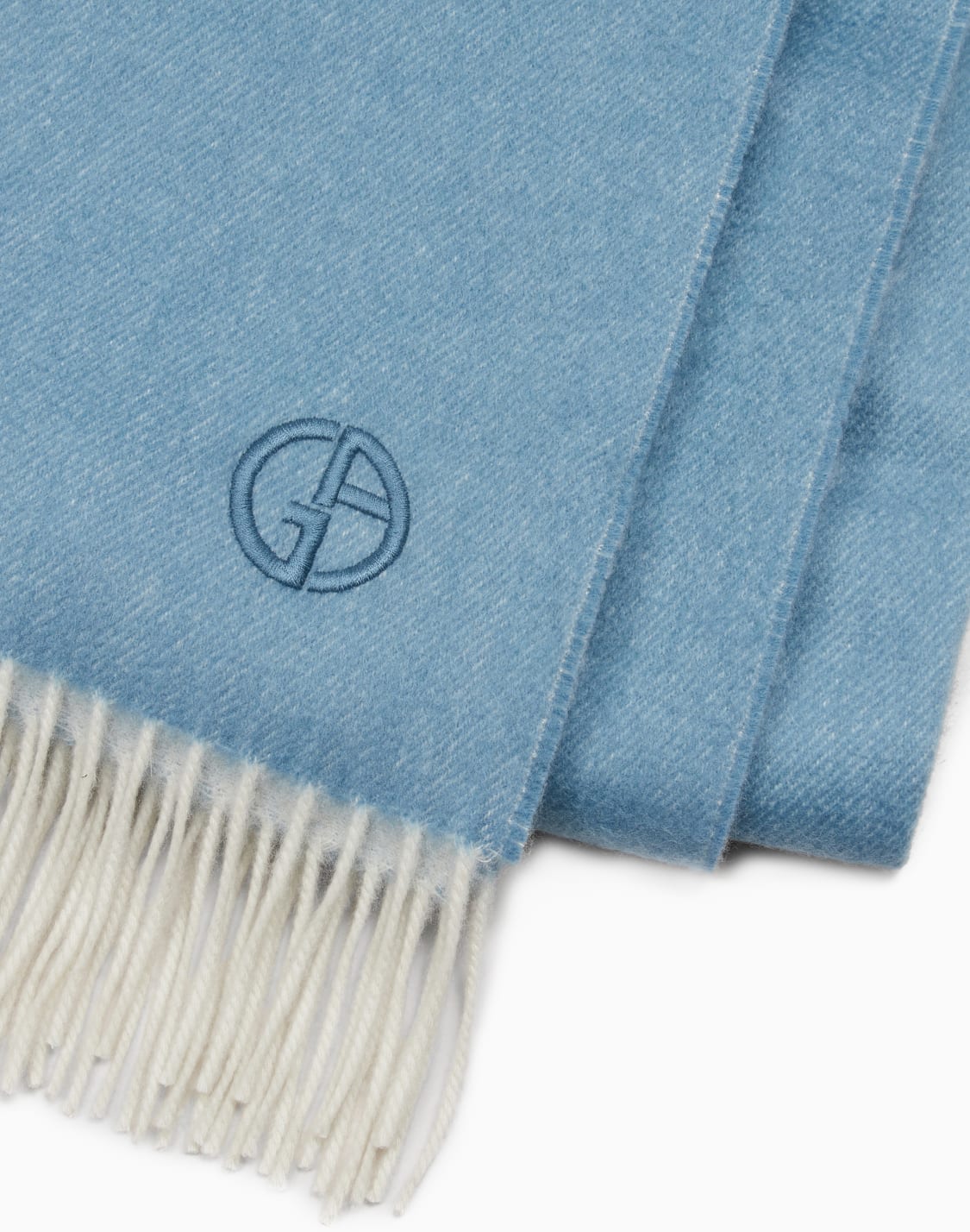 phoebe-plaid-blue--armani-casa
