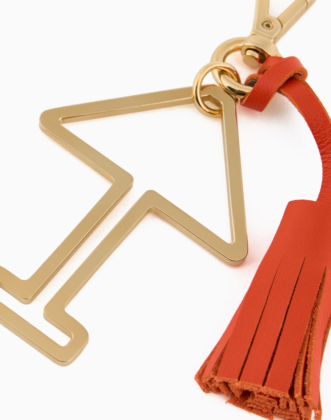 tais-チャム-ゴルド--armani-casa