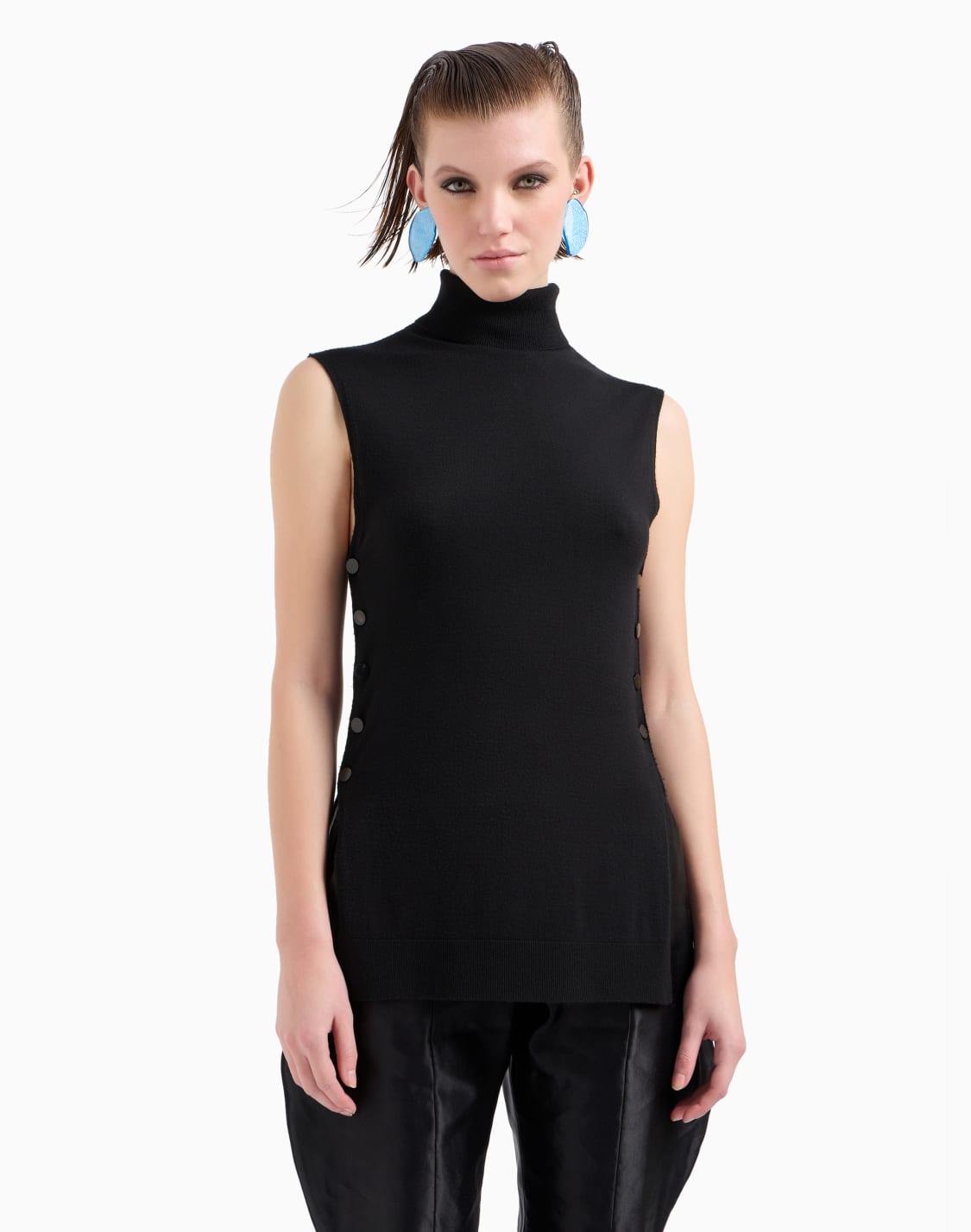 top-con-cuello-chimenea-de-lana-virgen-negro--giorgio-armani