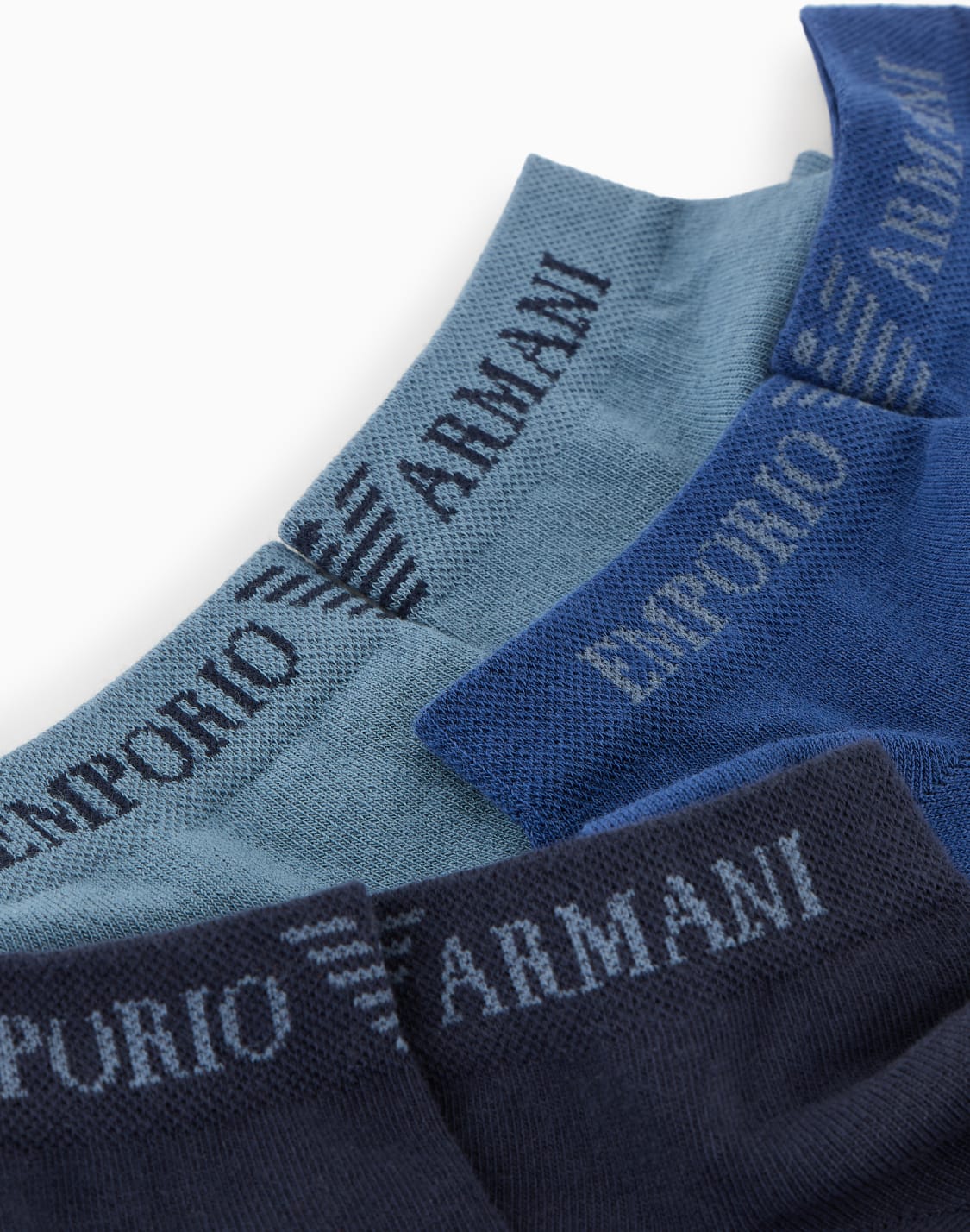 lot-de-3-paires-de-chaussettes-basses-avec-logo-jacquard-emporio-armani-bleu--emporio-armani