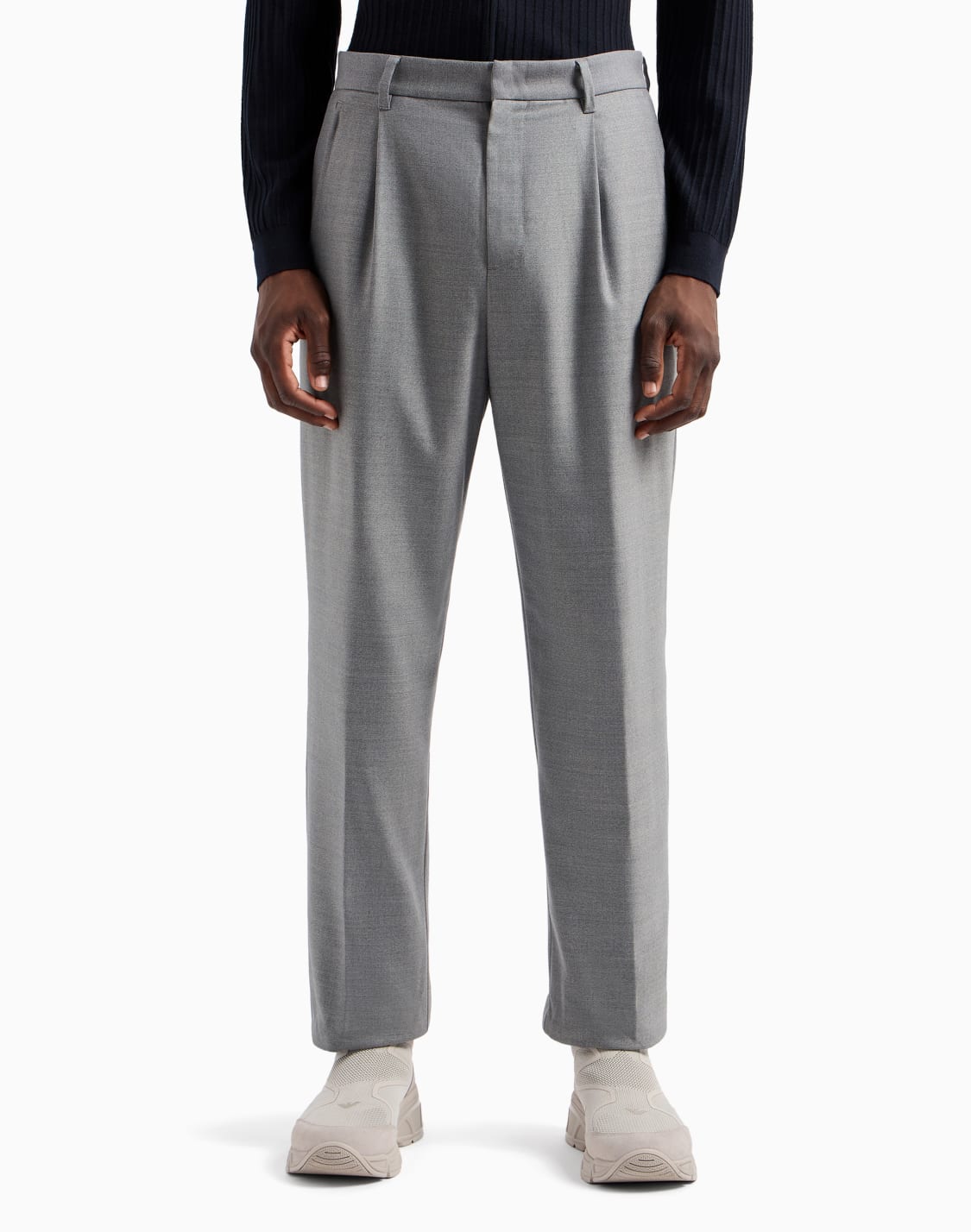 travel-essential-virgin-wool-blend-trousers-with-pleats-grey--emporio-armani