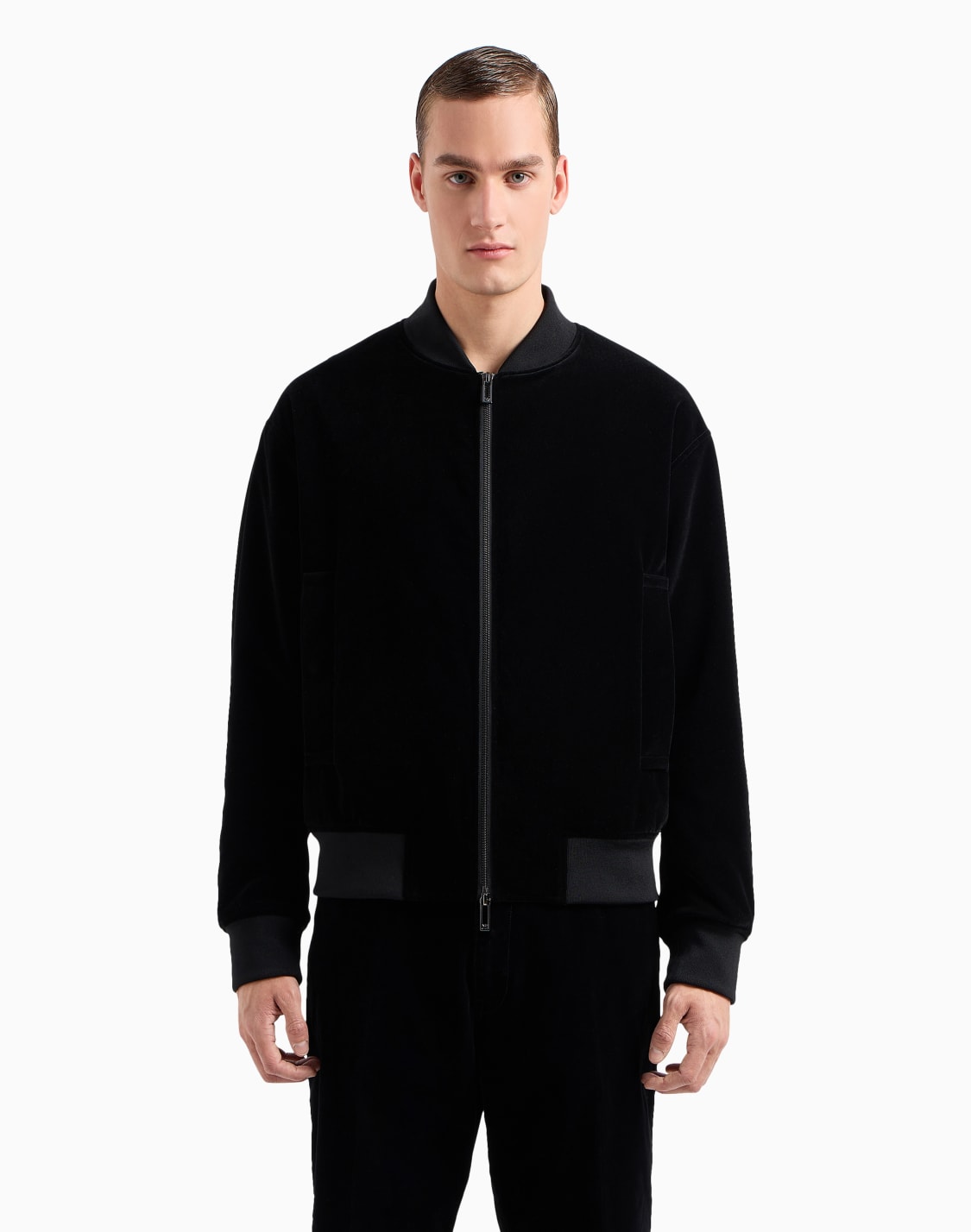 cazadora-bomber-de-tejido-aterciopelado-con-maxiparche-clubwear-de-bulldog-francs-negro--emporio-armani