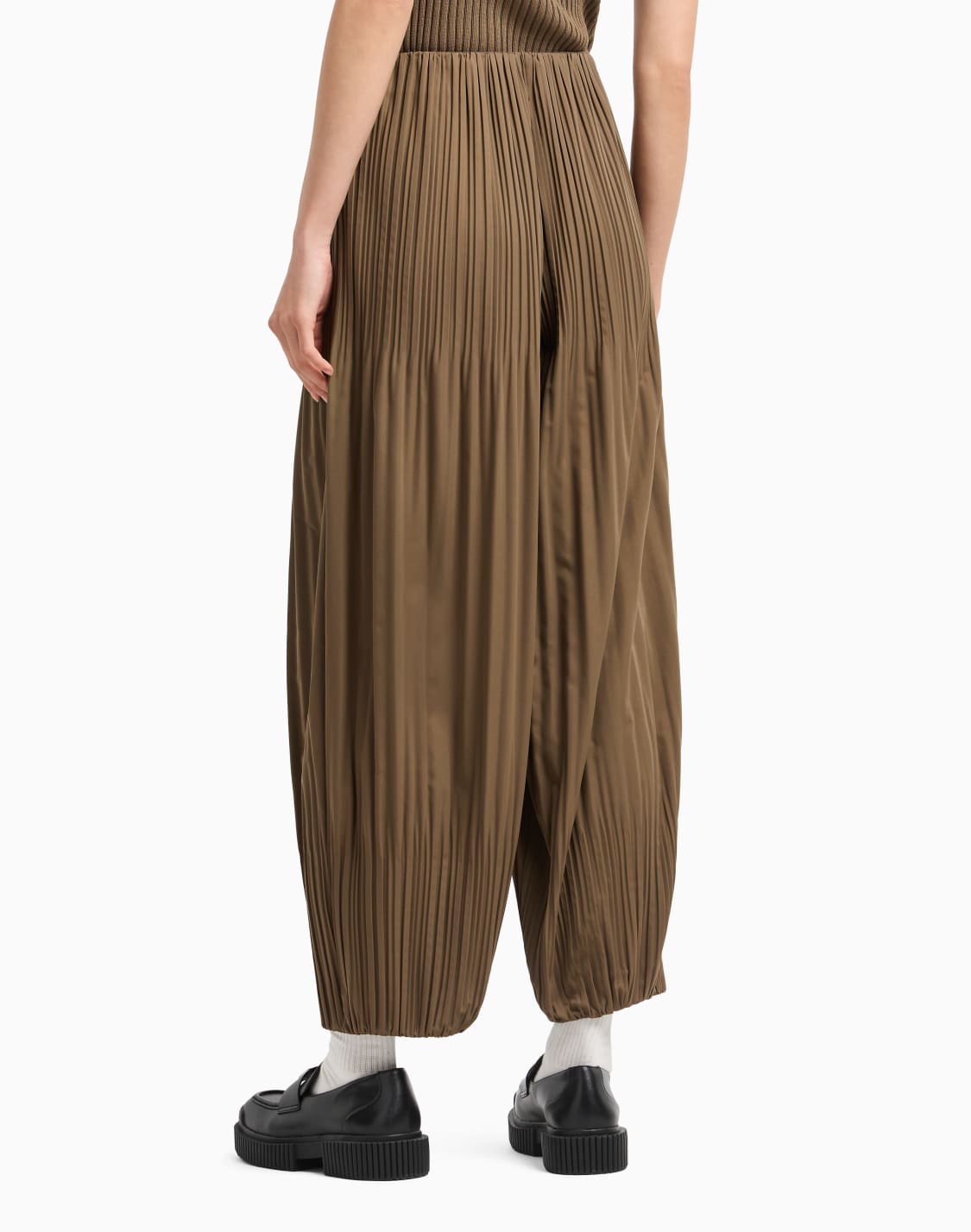 wide-trousers-in-pleated-fabric-brown--armani-exchange