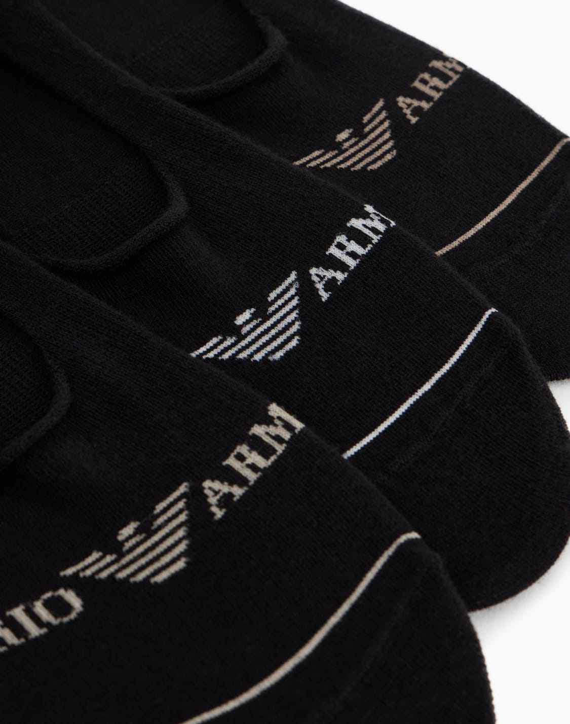 lot-compos-de-3-paires-de-chaussettes-invisibles-avec-logo-jacquard-emporio-armani-noir--emporio-armani