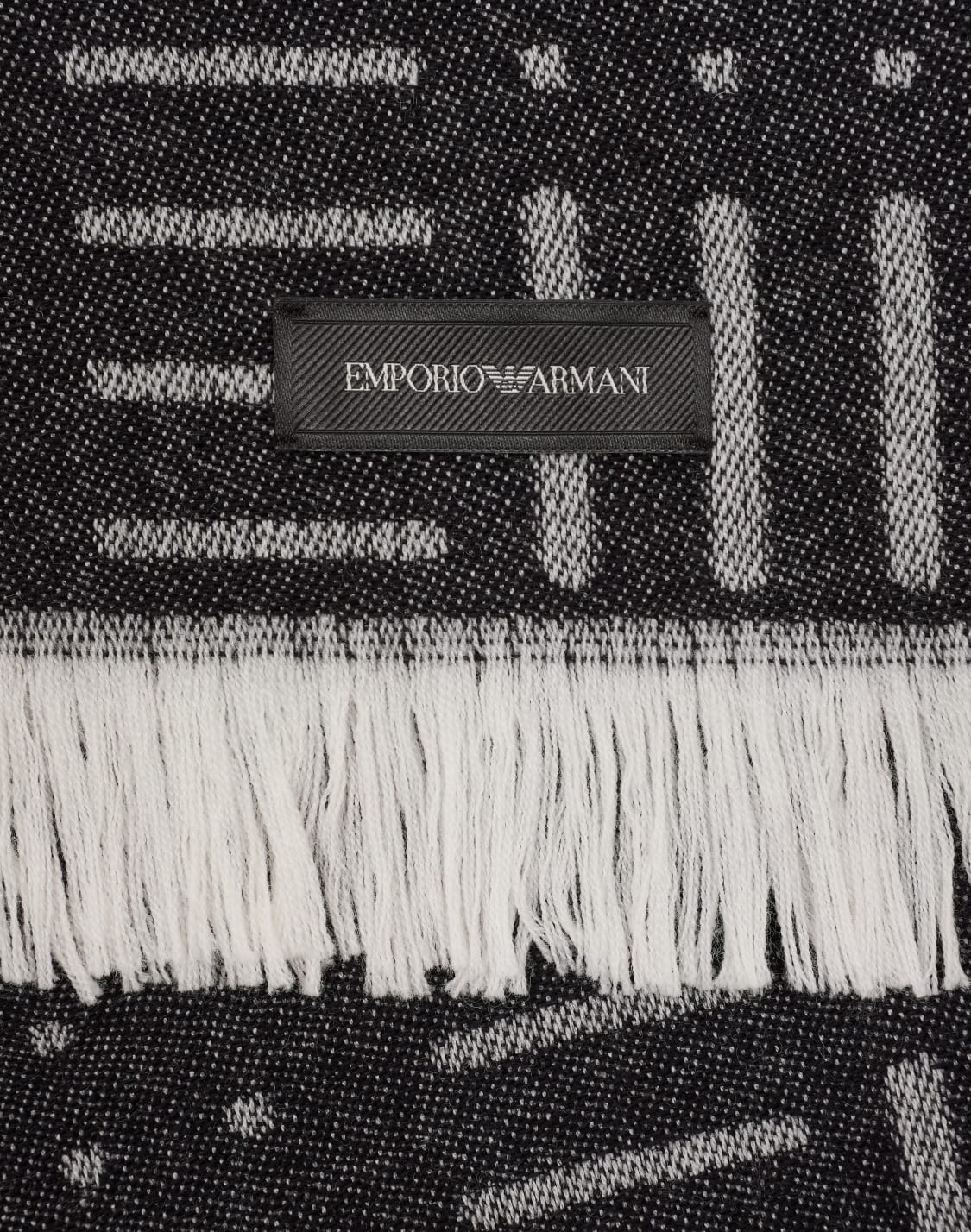 wool-scarf-with-geometric-jacquard-motif-black--emporio-armani