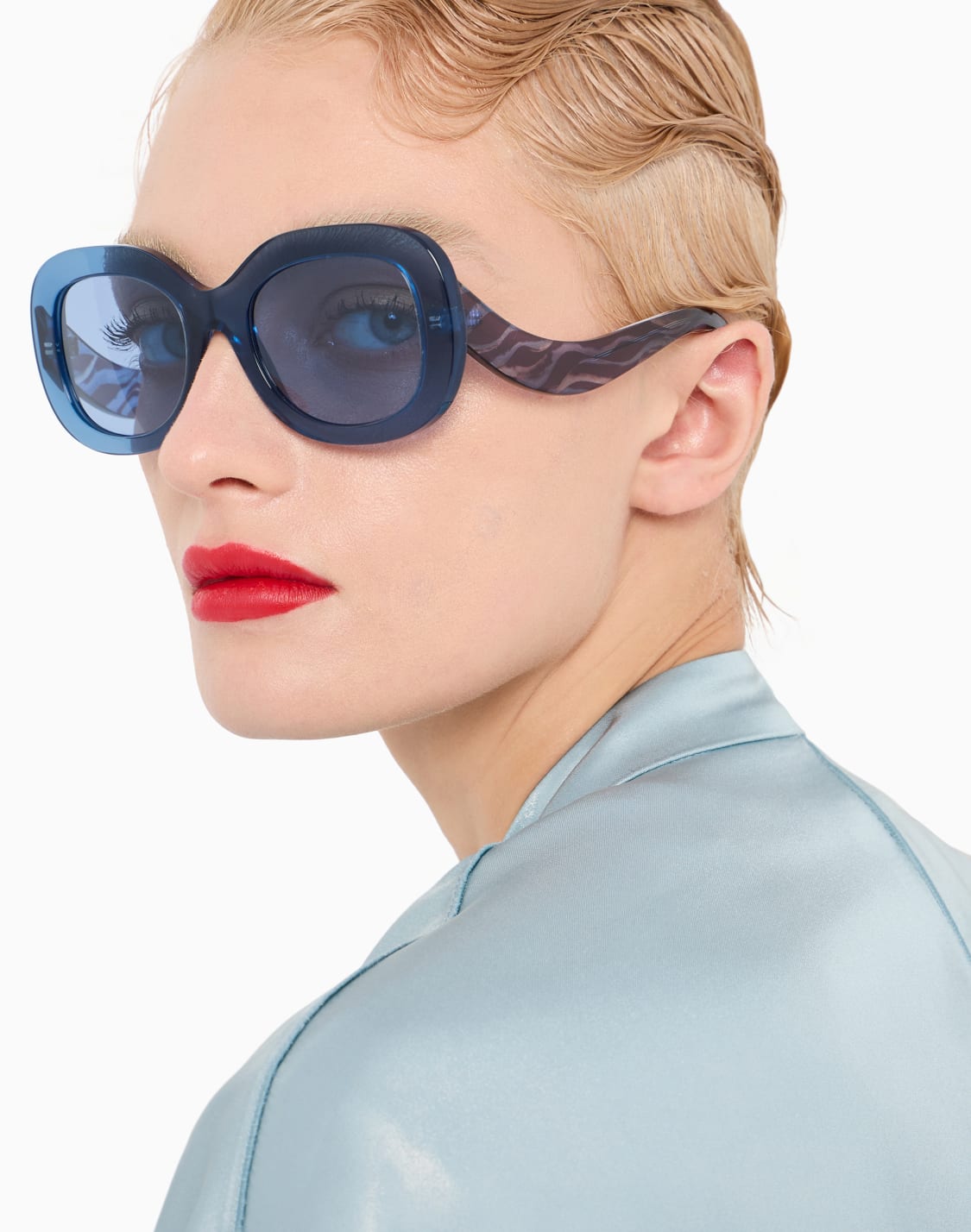 oval-womens-sunglasses-blue--giorgio-armani