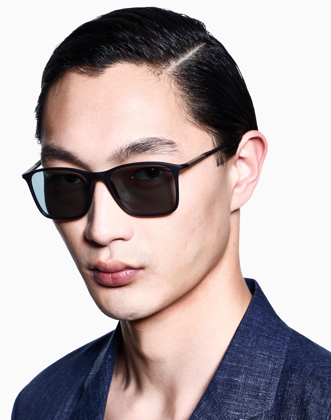 occhiali-da-sole-uomo-forma-pillow-nero--giorgio-armani