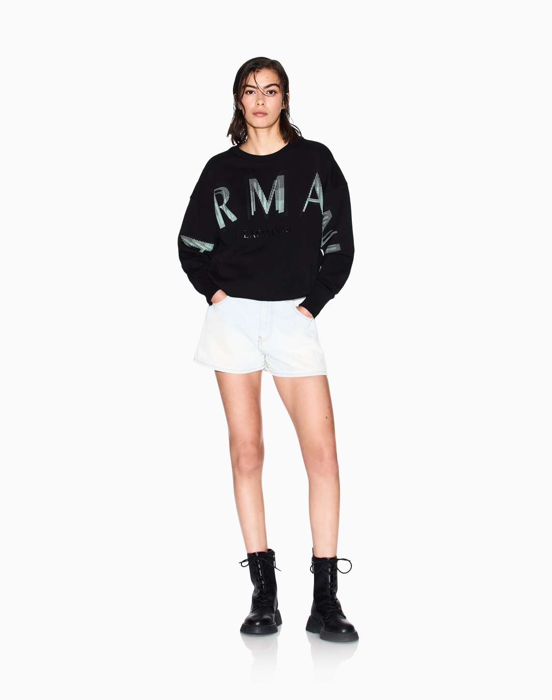 suter-oversize-con-logo-con-efecto-ptico-negro--armani-exchange