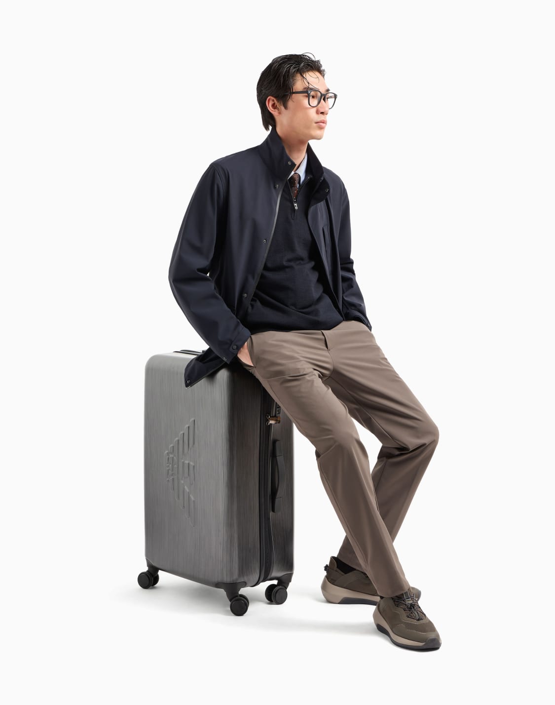 maglione-collo-polo-in-lana-vergine-rasata-travel-essential-blu-navy--emporio-armani