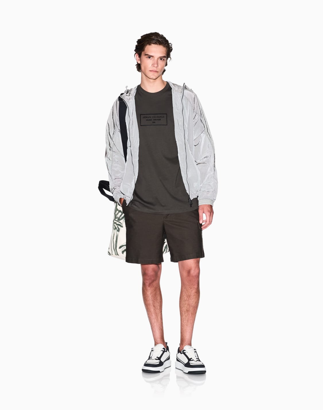 camiseta-milan-new-york-de-corte-regular-verde--armani-exchange