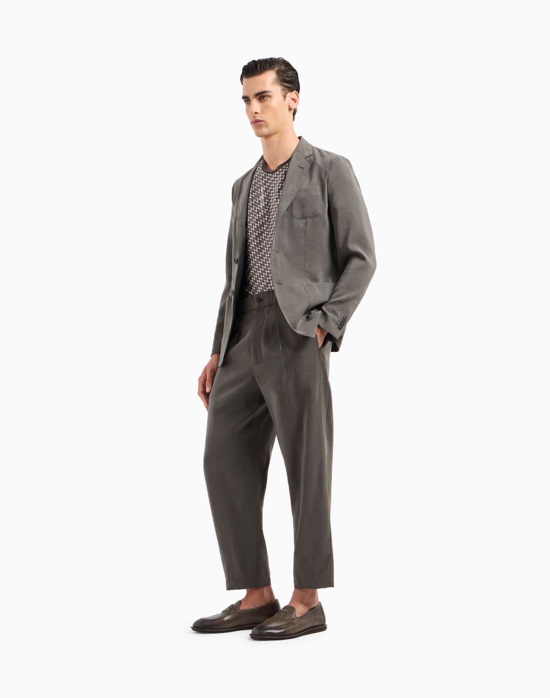 washed-silk-blend-single-pleat-trousers-grey--giorgio-armani