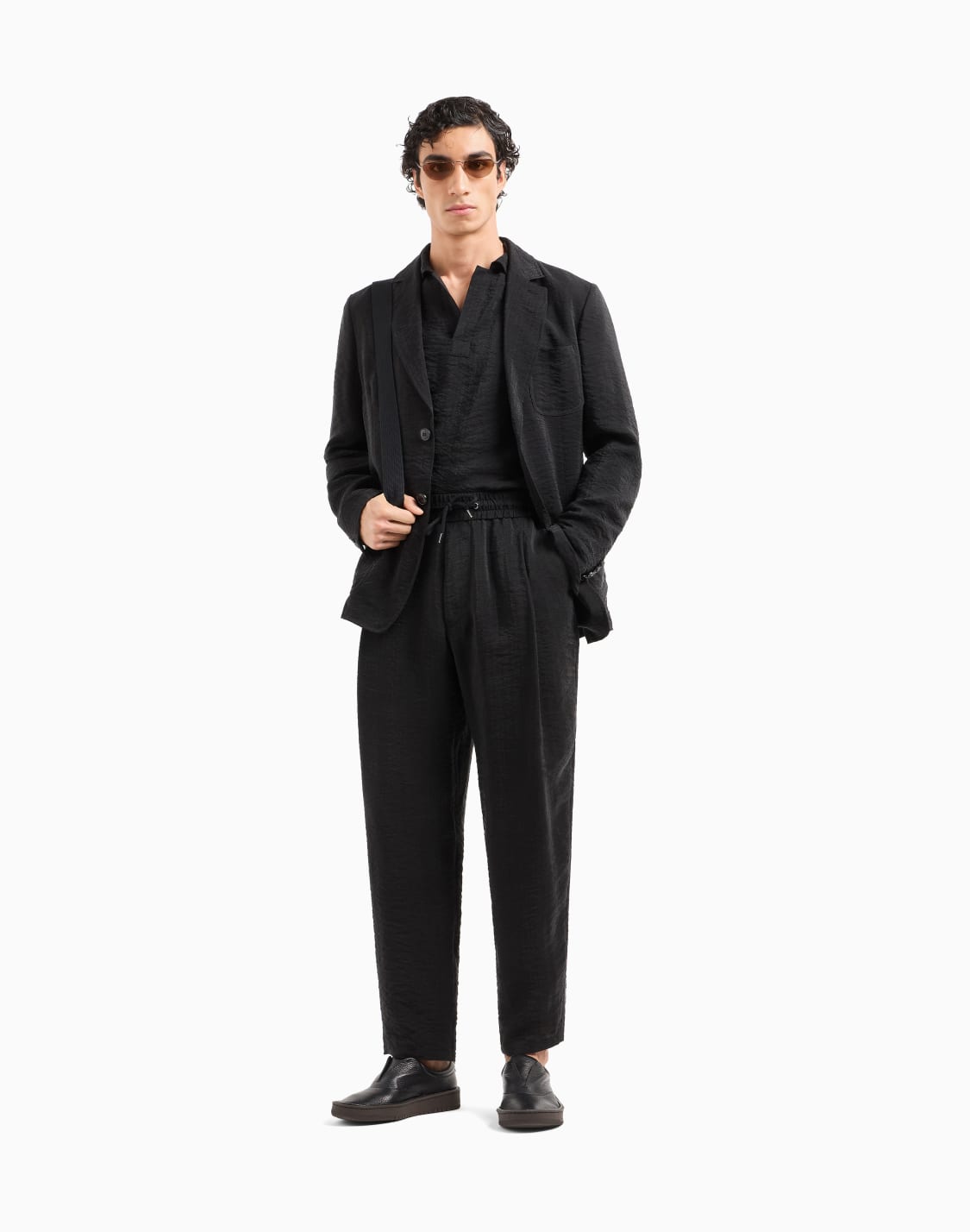 chemise-polo-en-cupro-jacquard-noir--giorgio-armani