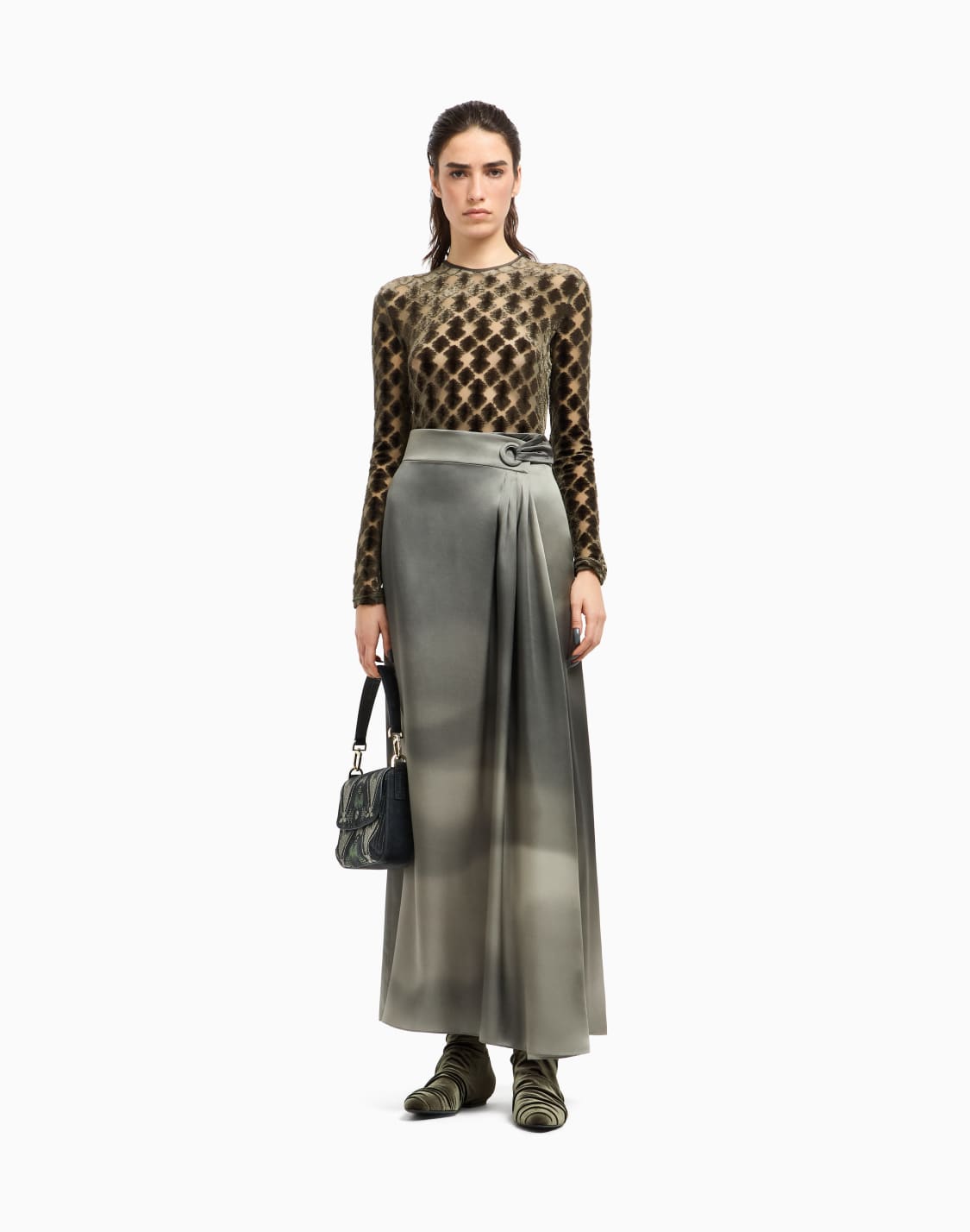 jersey-de-punto-en-tejido-jacquard-geomtrico-estampado--giorgio-armani