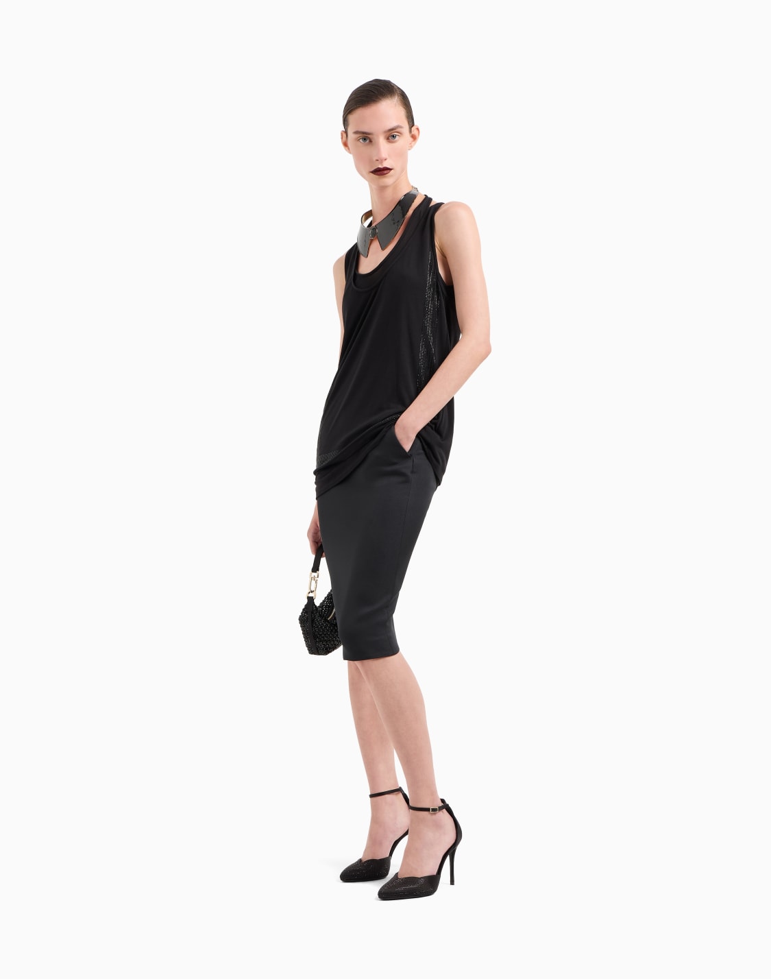 jupe-crayon-en-scuba-technique-noir--giorgio-armani