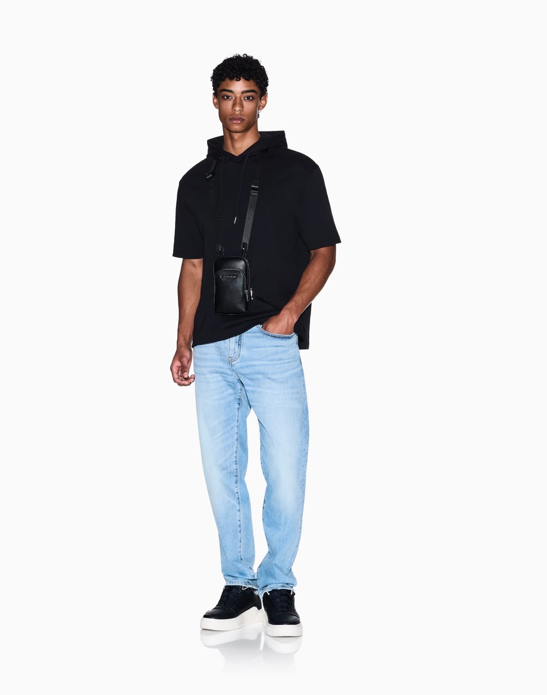 short-sleeved-sweatshirt-with-logo-black--armani-exchange