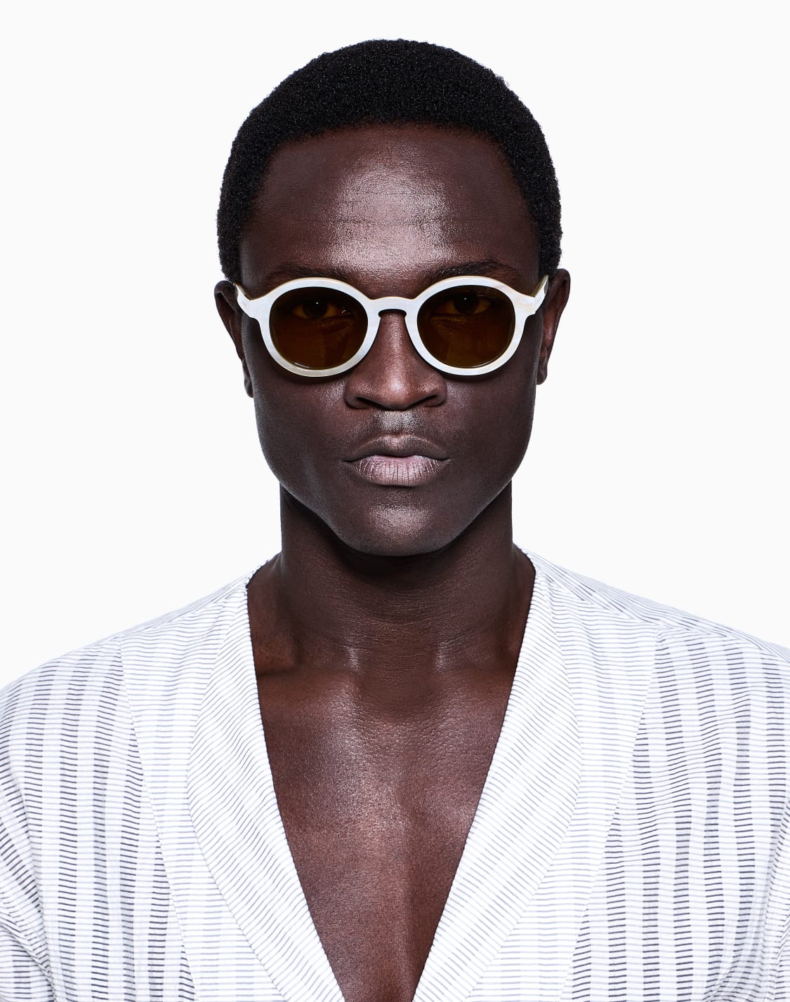 mens-round-sunglasses-white--giorgio-armani
