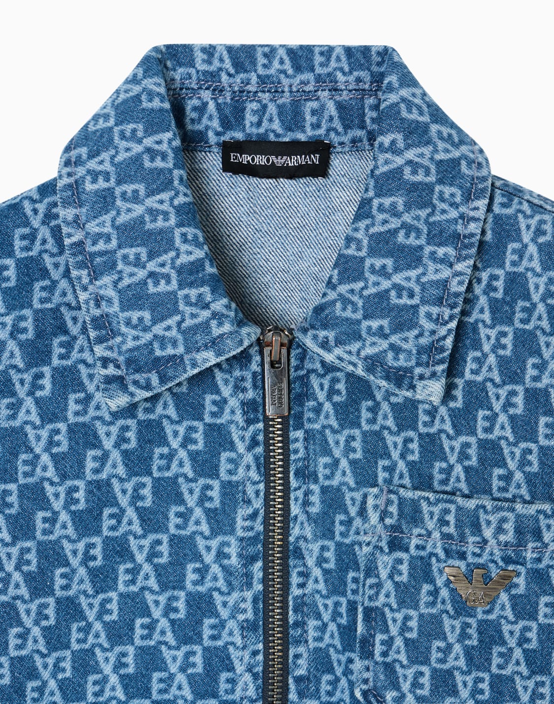 giacca-in-denim-logo-lettering-laserato-all-over-blu--emporio-armani