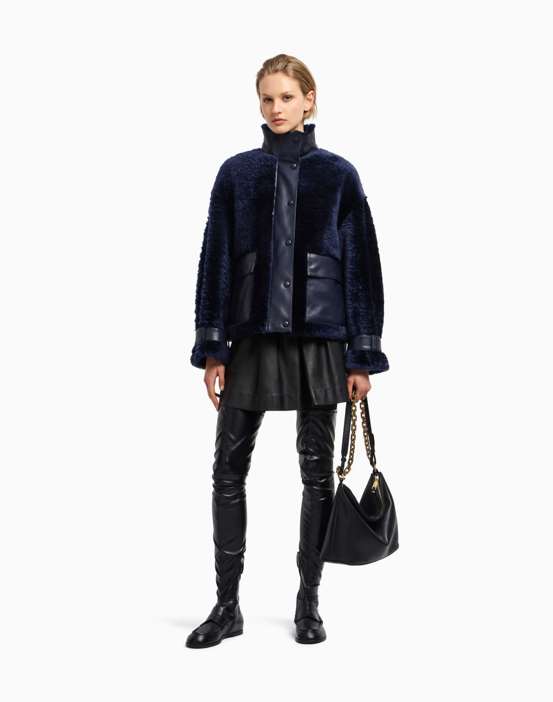 manteau-en-peau-dagneau-avec-dtails-en-nappa-bleu--emporio-armani