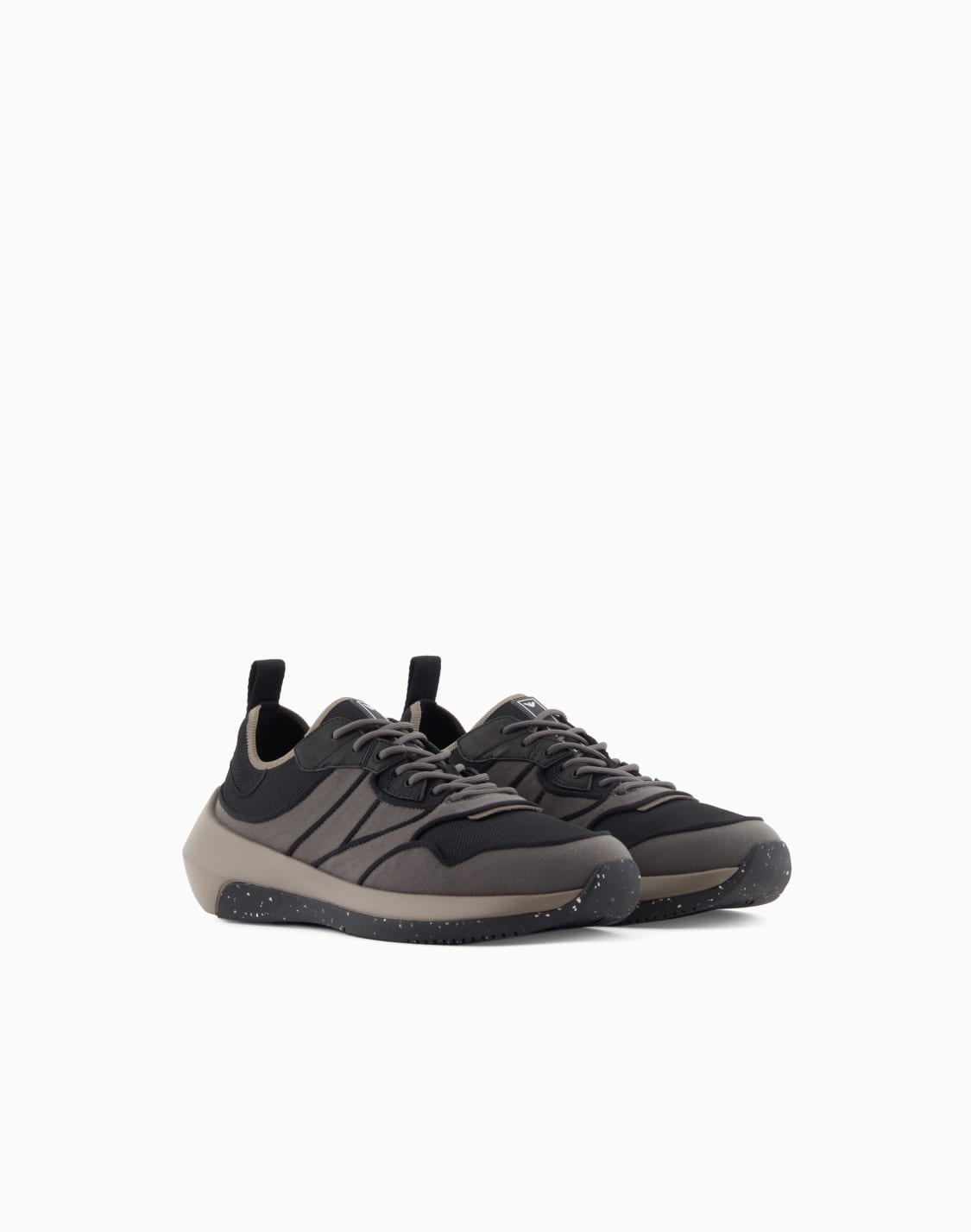 travel-essentials-knit-sneakers-grey--emporio-armani