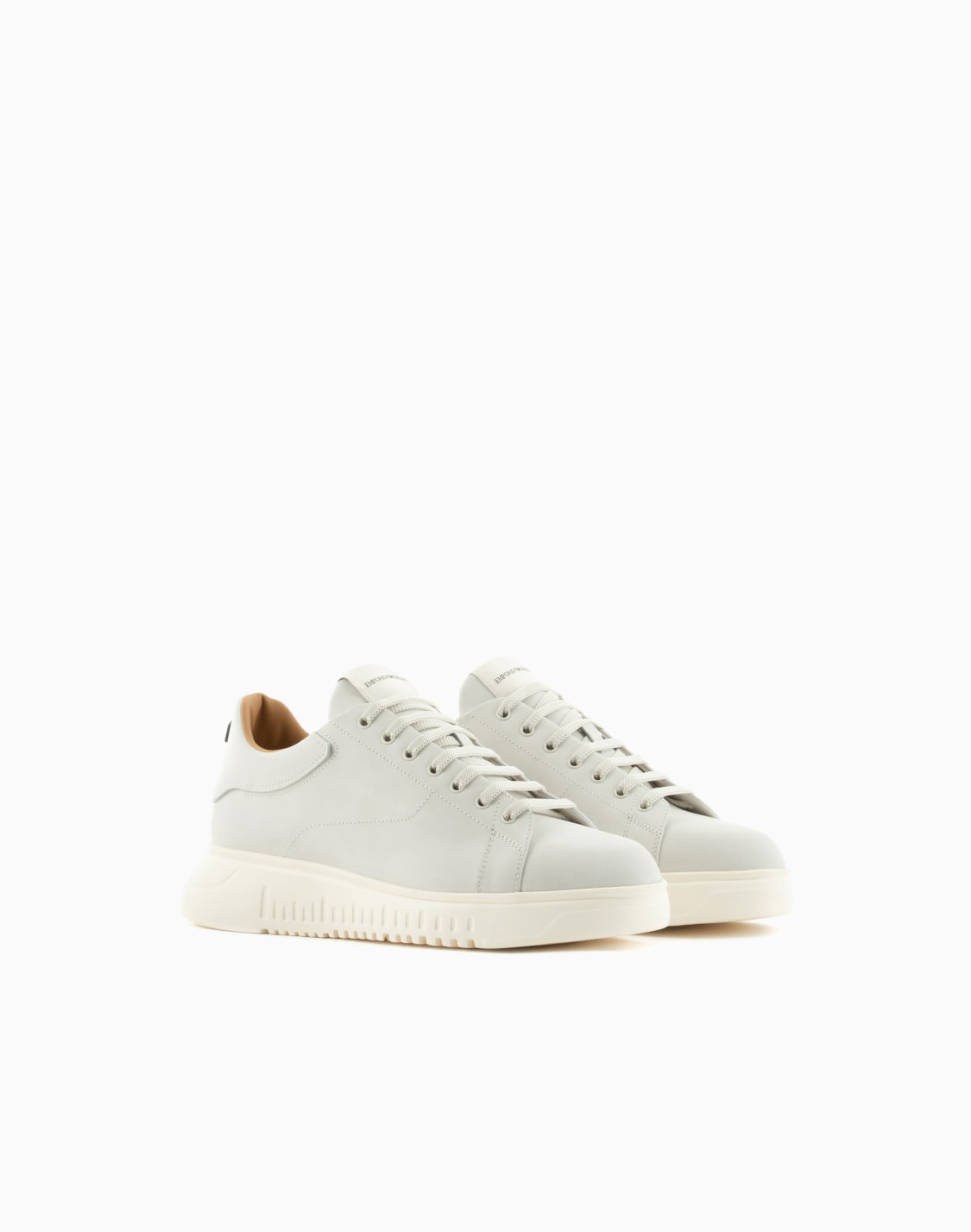 deportivas-de-nobuk-con-suela-estriada-blanco--emporio-armani