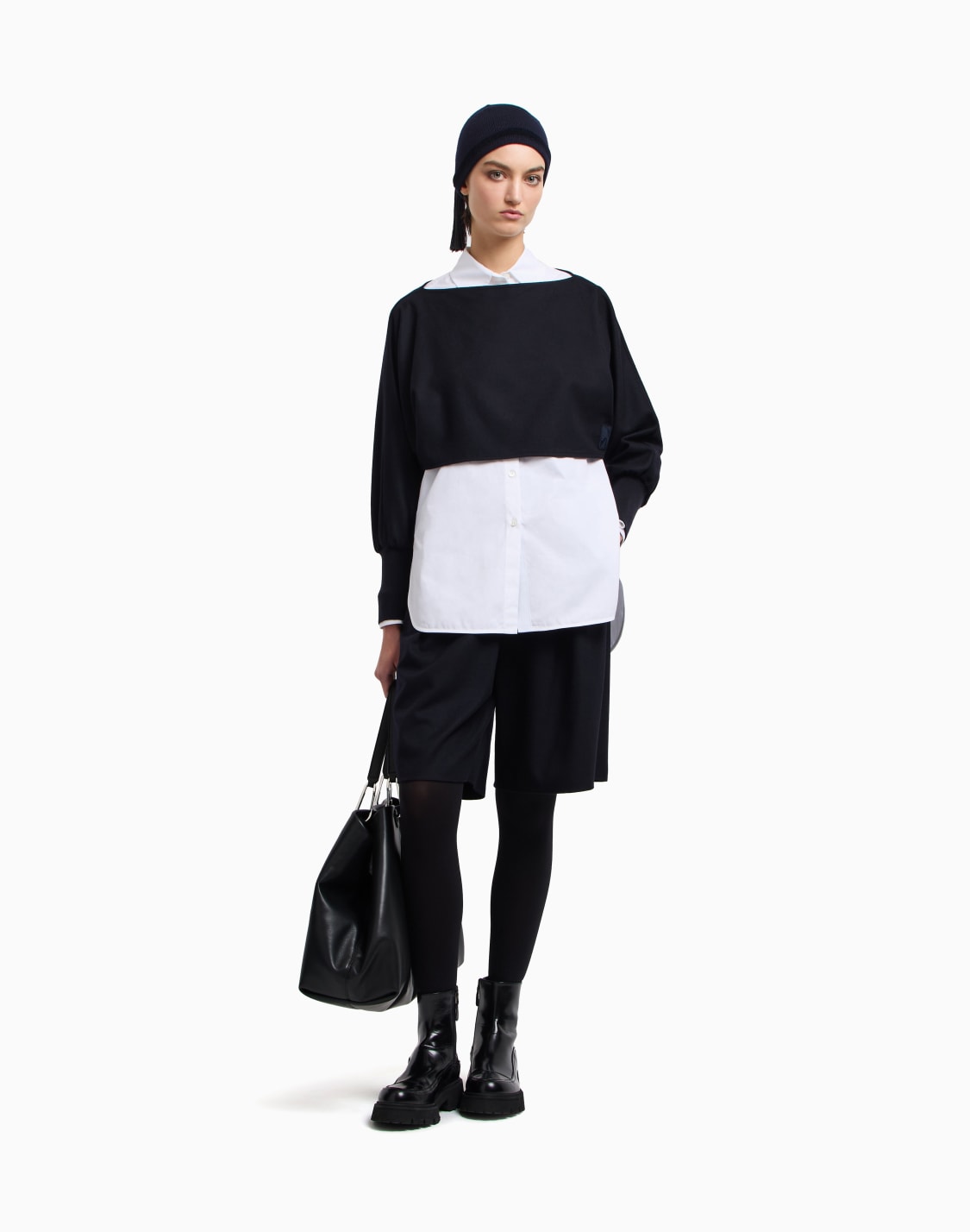 winter-urbanism-capsule-collection-bermuda-shorts-in-a-lightweight-virgin-wool-blend-cloth-navy_blue--emporio-armani