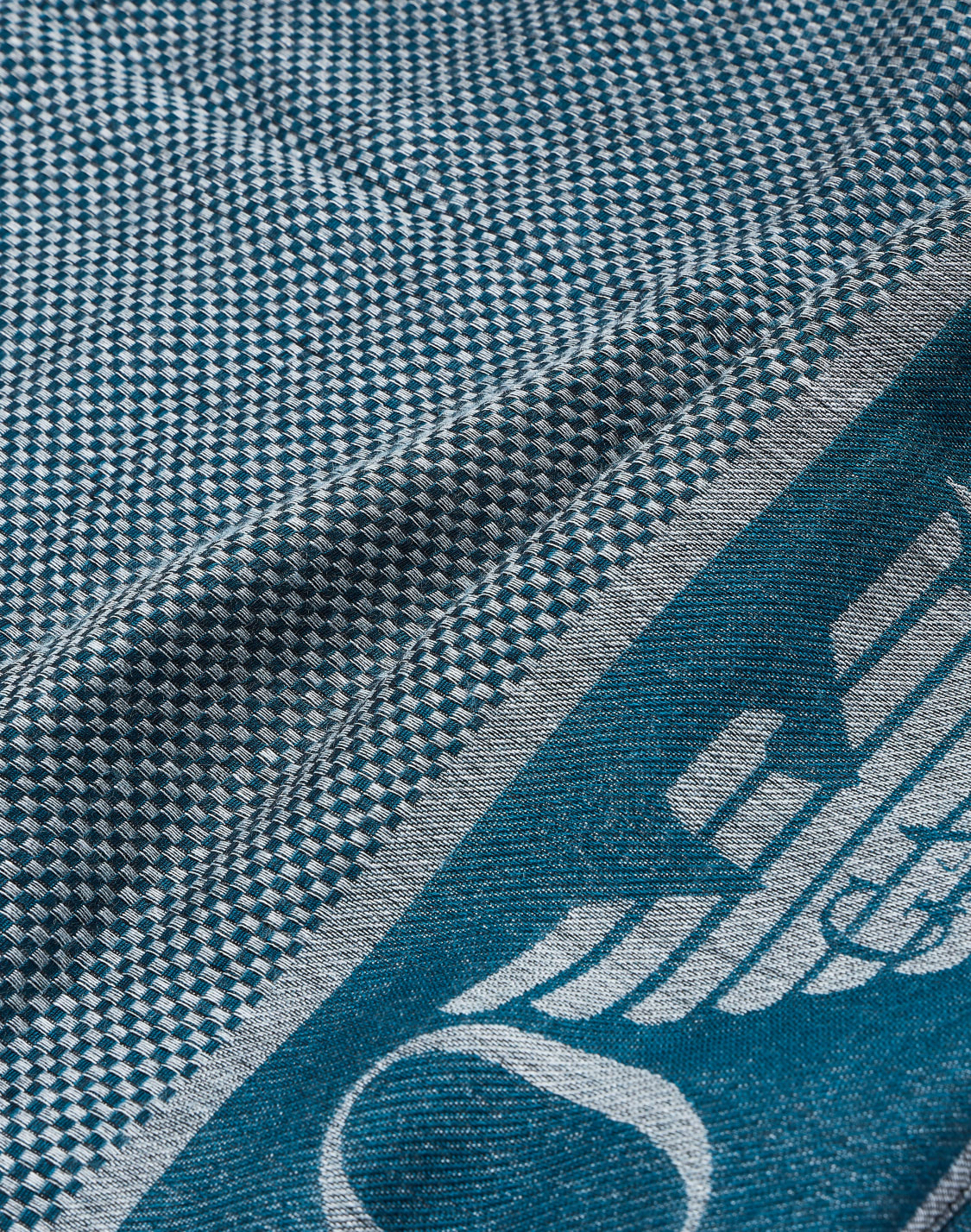 stola-con-motivo-micro-check-degrad-verde--emporio-armani