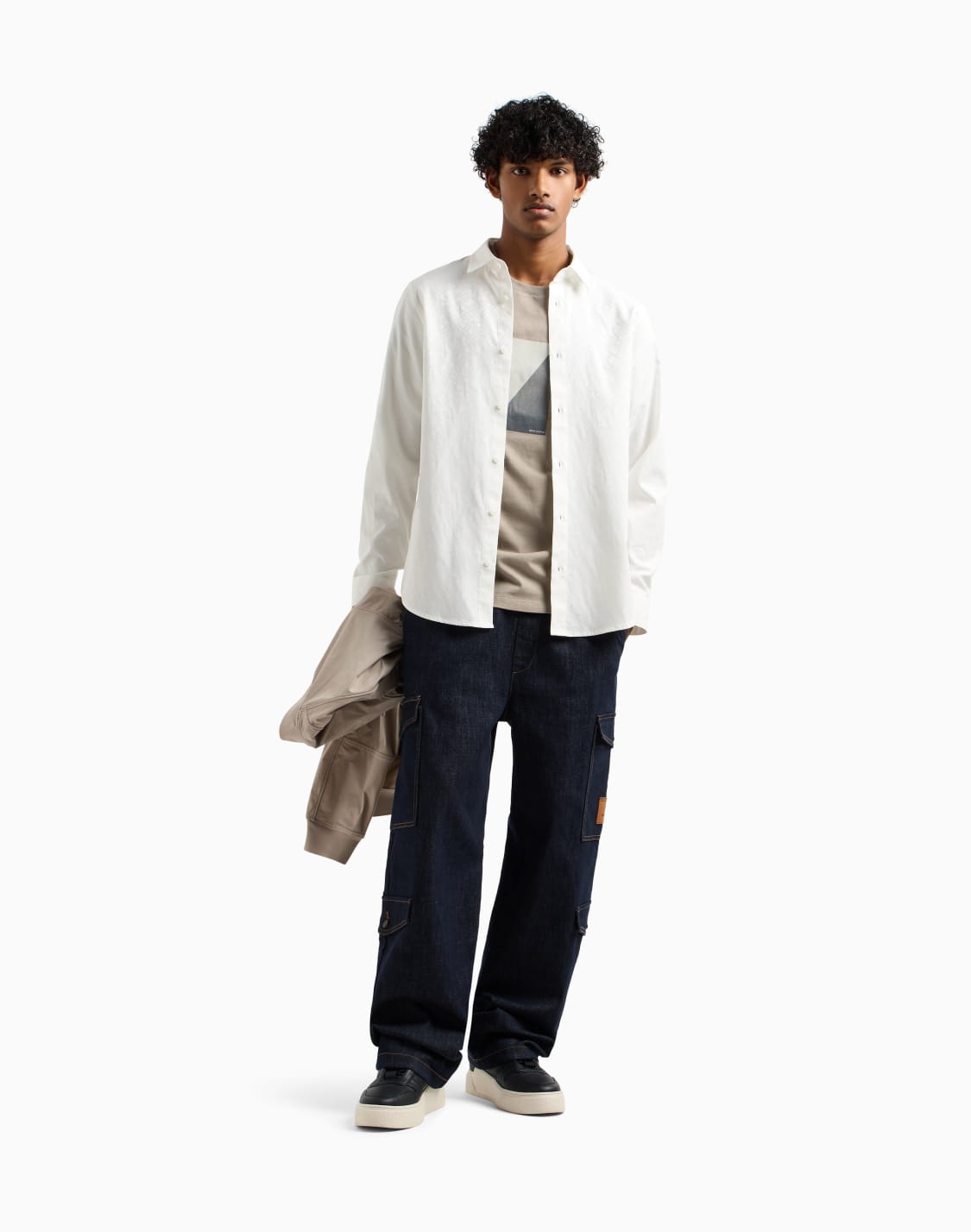 regular-fit-t-shirt-with-photo-print-beige--armani-exchange